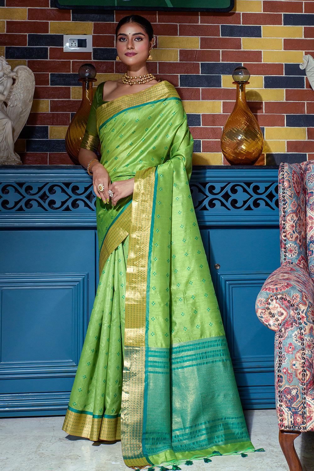 VW001 Mehandi Green Raw Silk Saree – Women's
