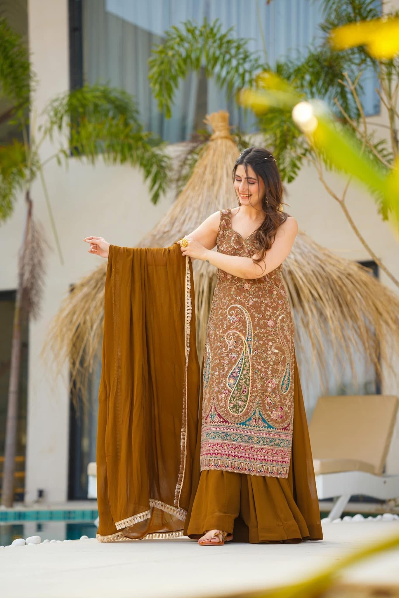 Idaho-o Sofia brown heavy embroidered suit set - view 2