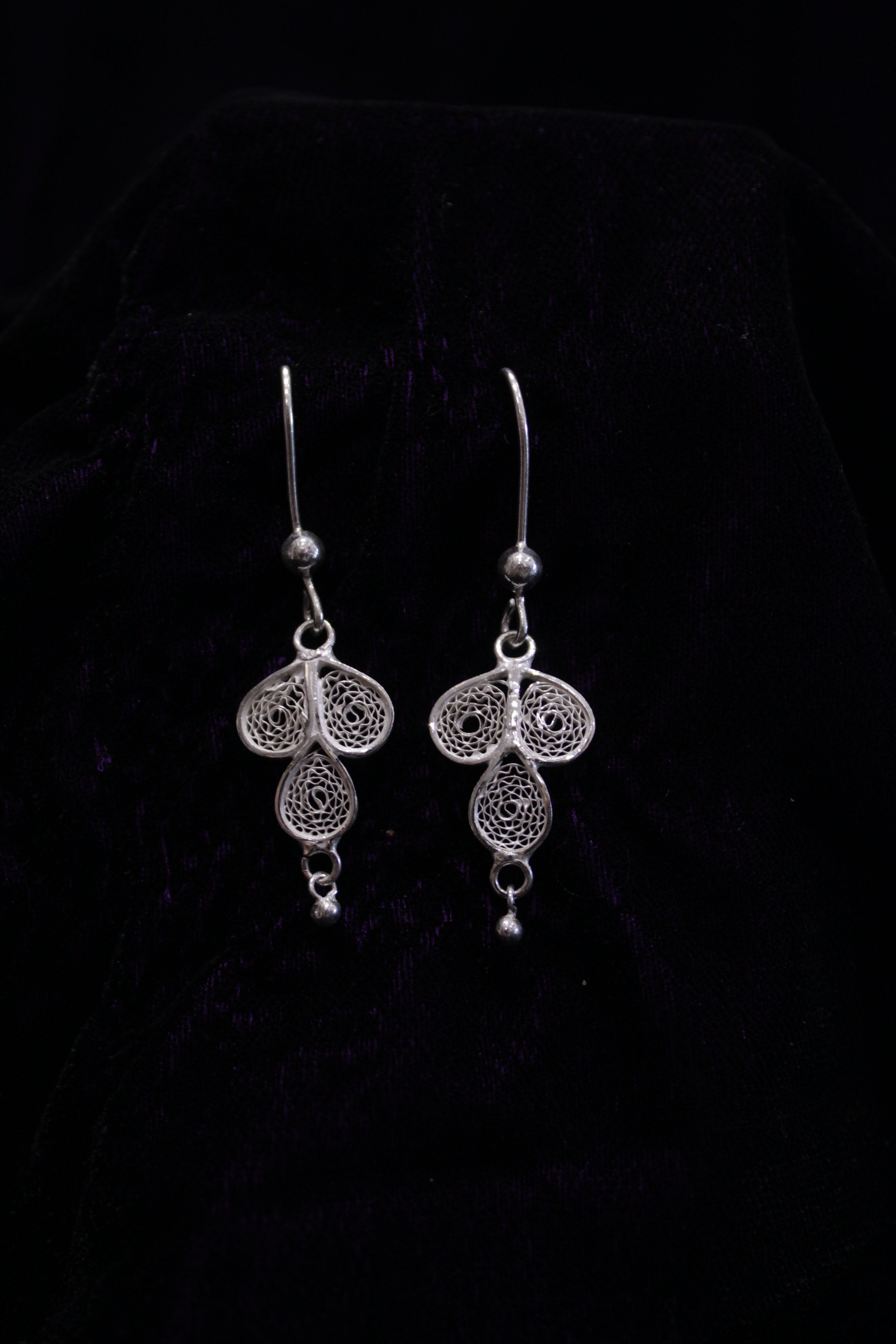 Indianvillez Sterling Silver Filigree Earring