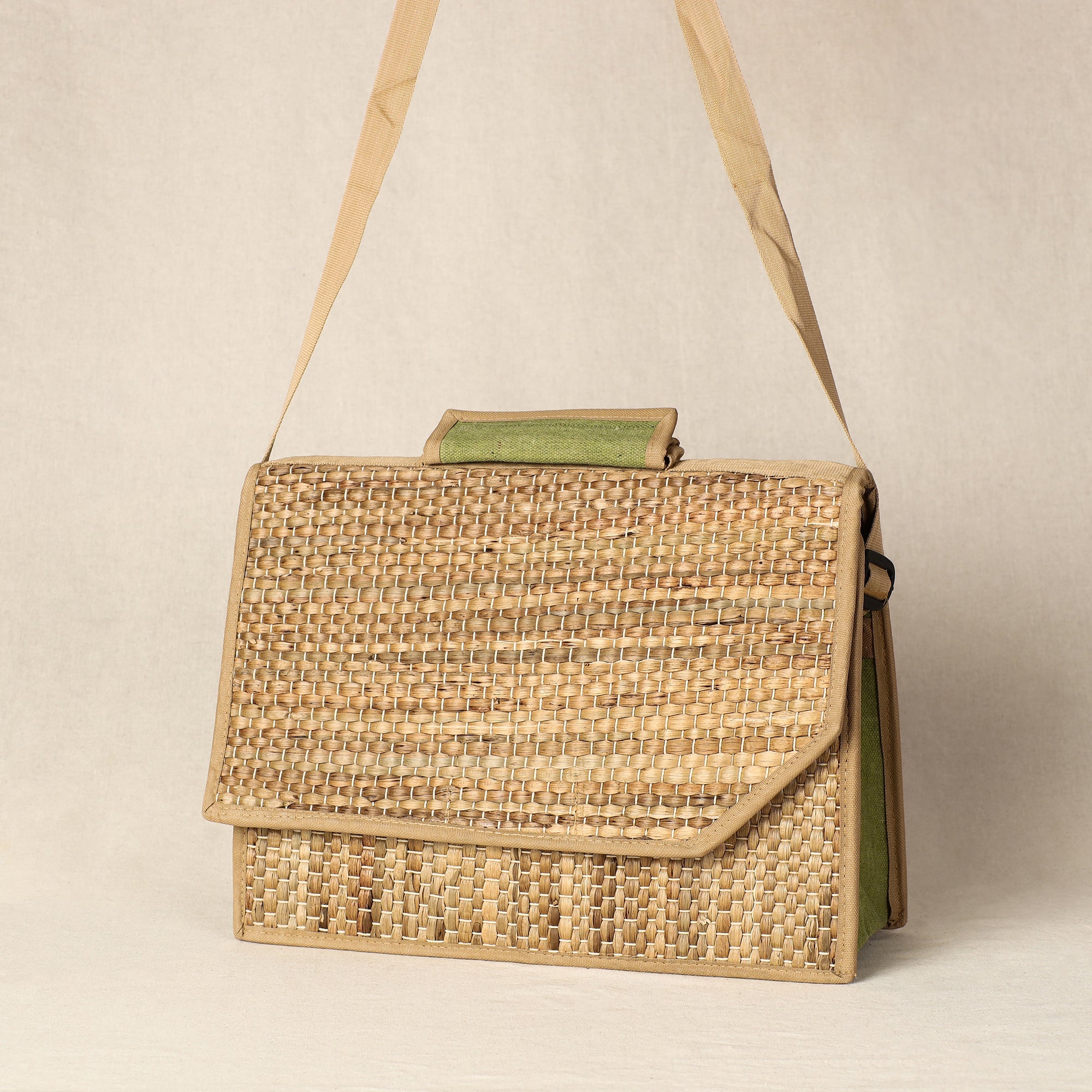 ITOKRI CRAFTS INITIATIVE Beige - Handmade Organic Water Hyacinth Conference Bag - view 2