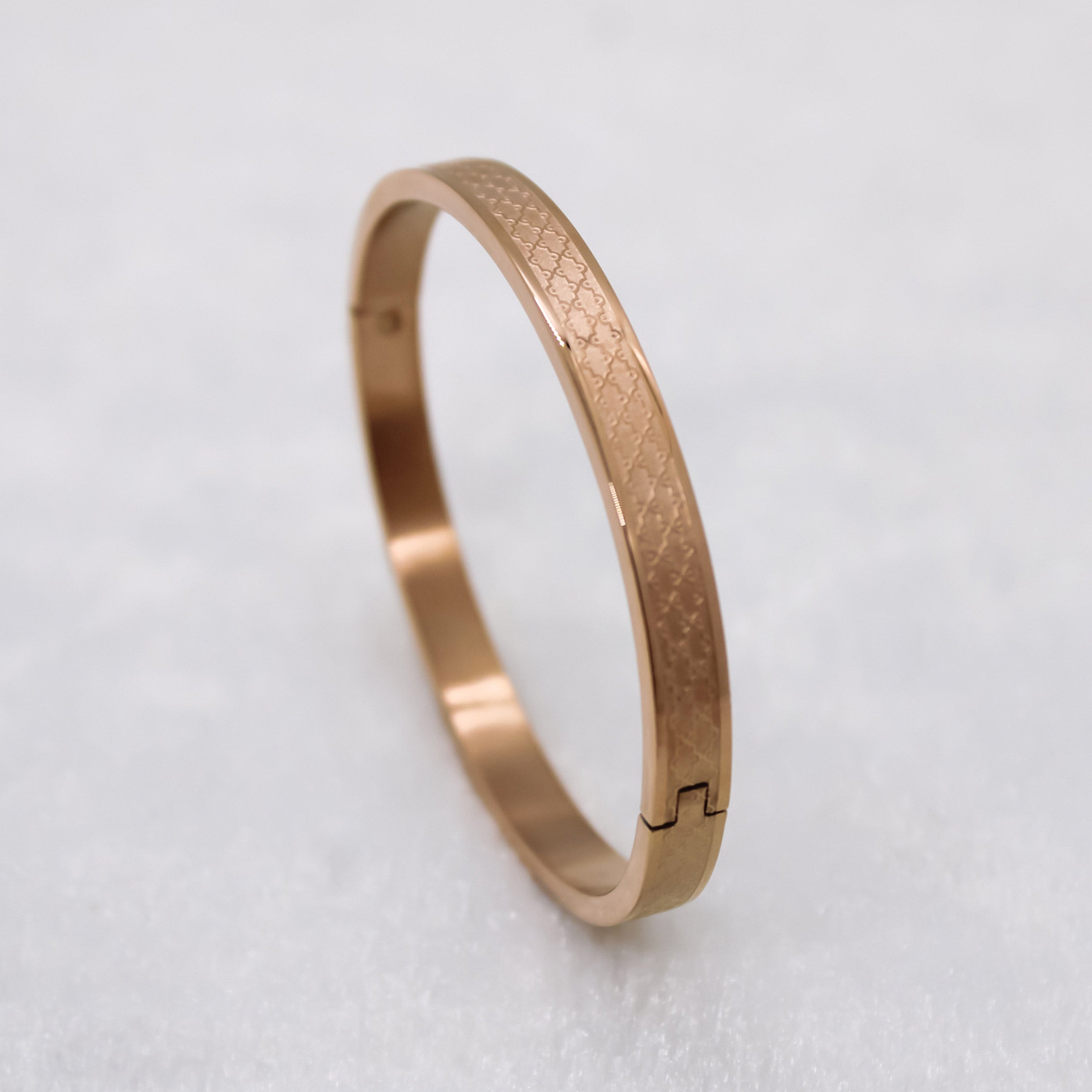 Branta Cross Line Pattern Rose Gold Bracelet For Women