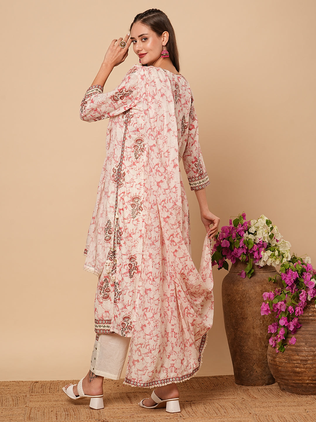 Fashor Abstract Printed & Ethnic Embroidered Straight Kurta with Pant & Dupatta - Off White - view 6