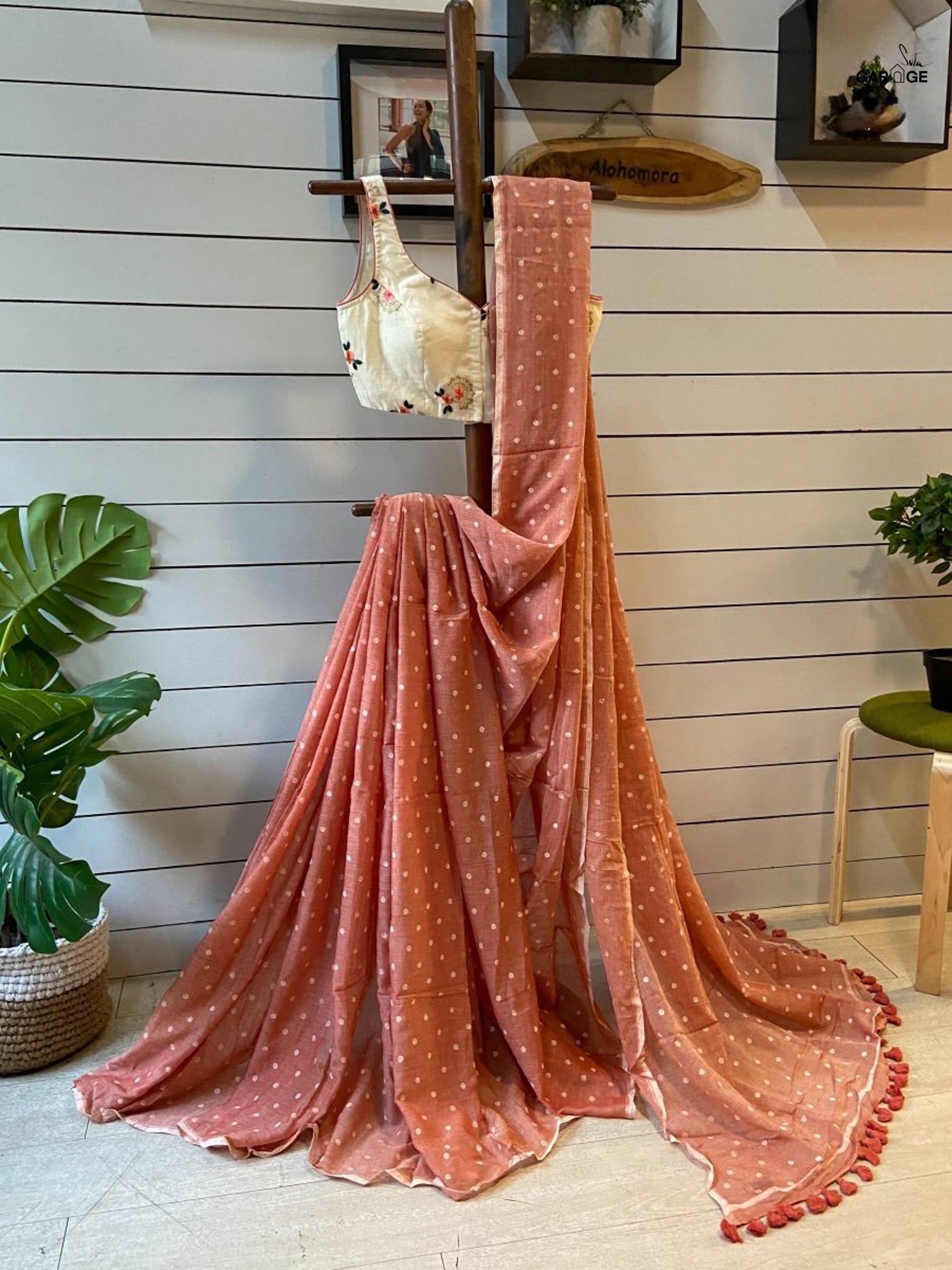 Women's sarees – suta.in Gar-2656 – Women's