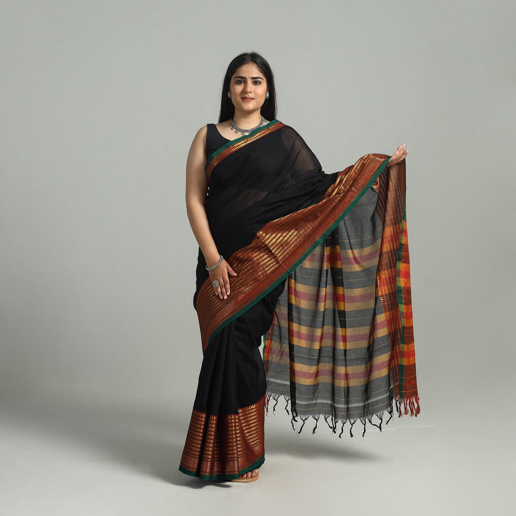 SOUTH KARGHA Black - Dharwad Cotton Saree with Zari Border - view 2