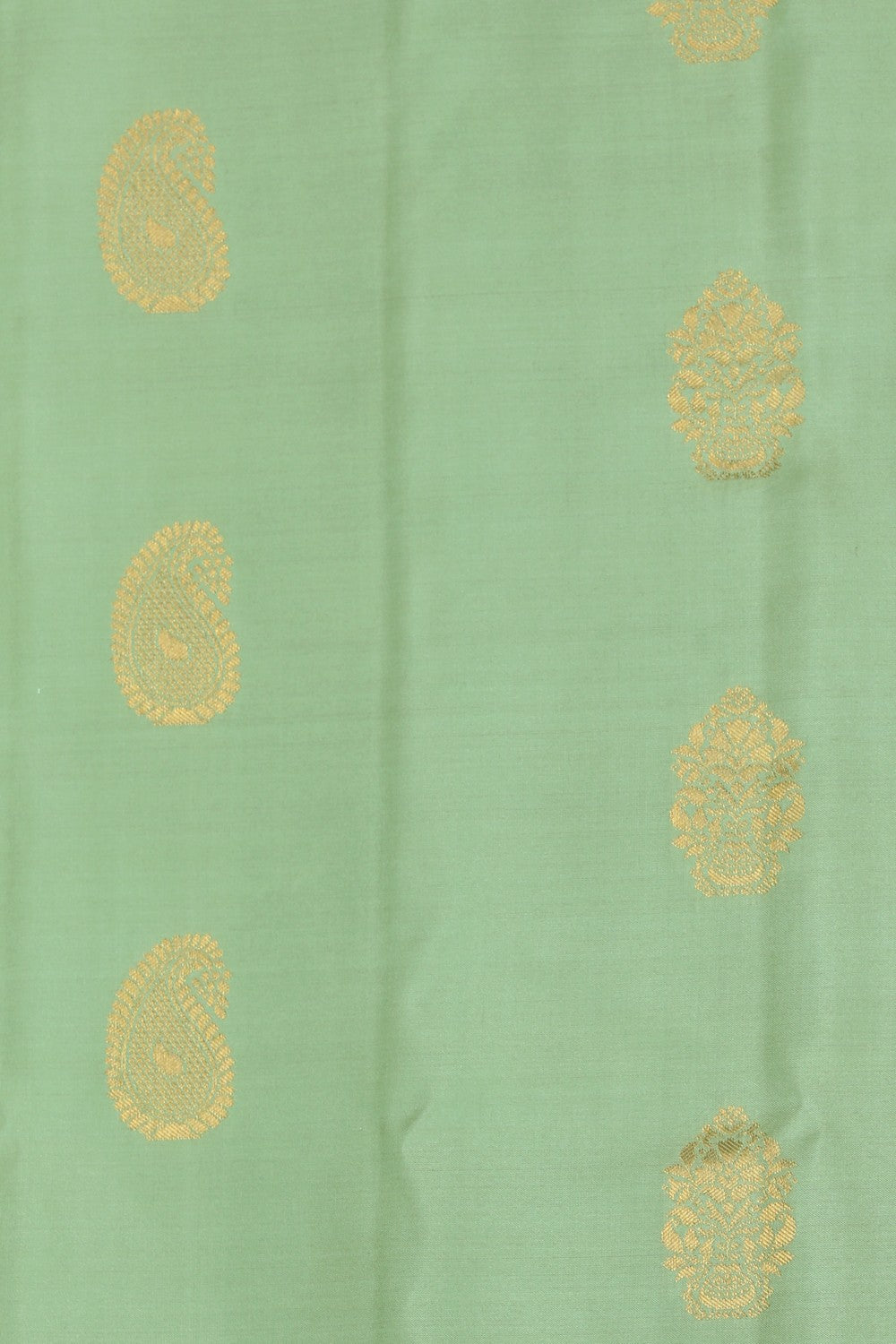 Kalanjali Gadwal Silk Mint Green Saree – Women's - view 2