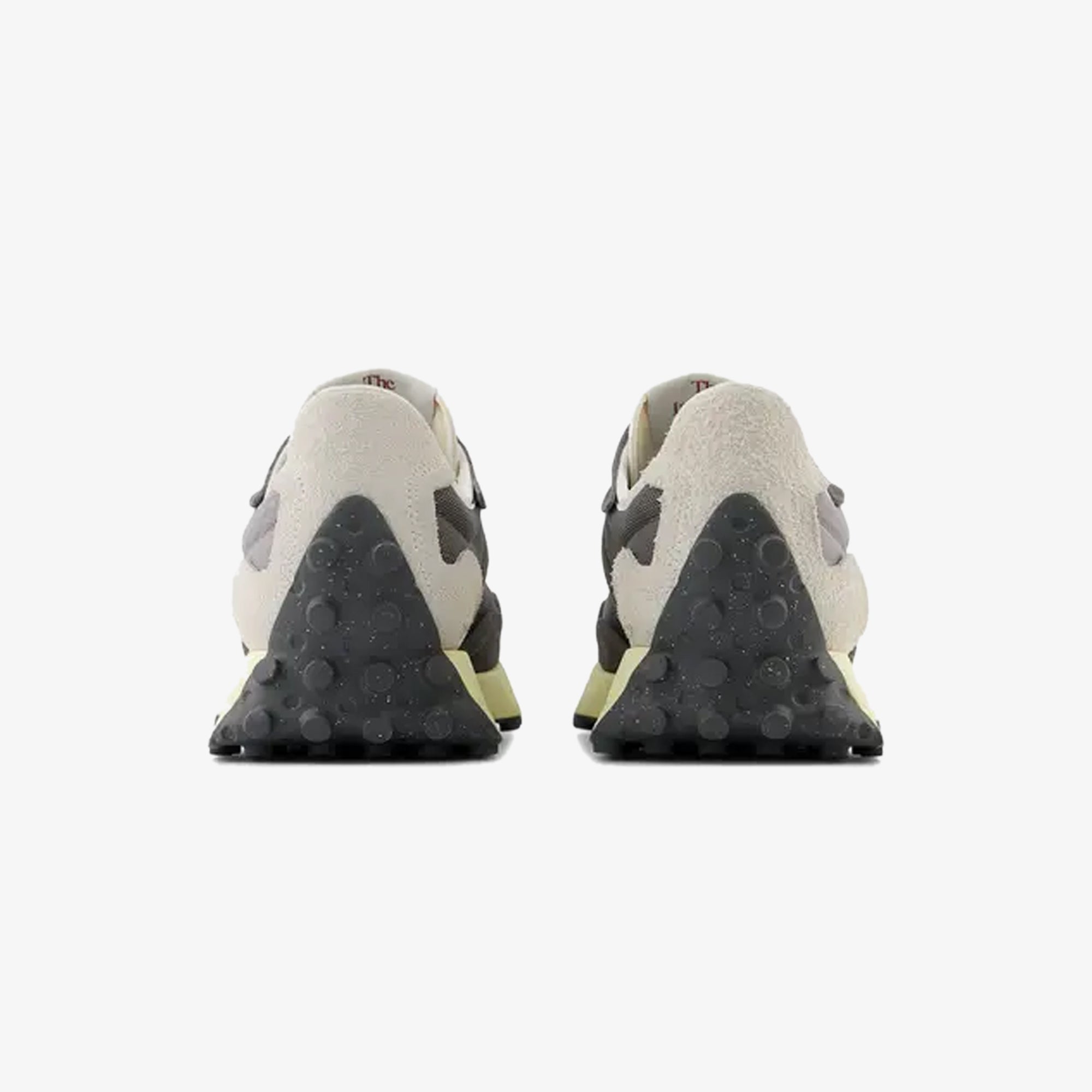 New Balance | 327 { GREY - view 3