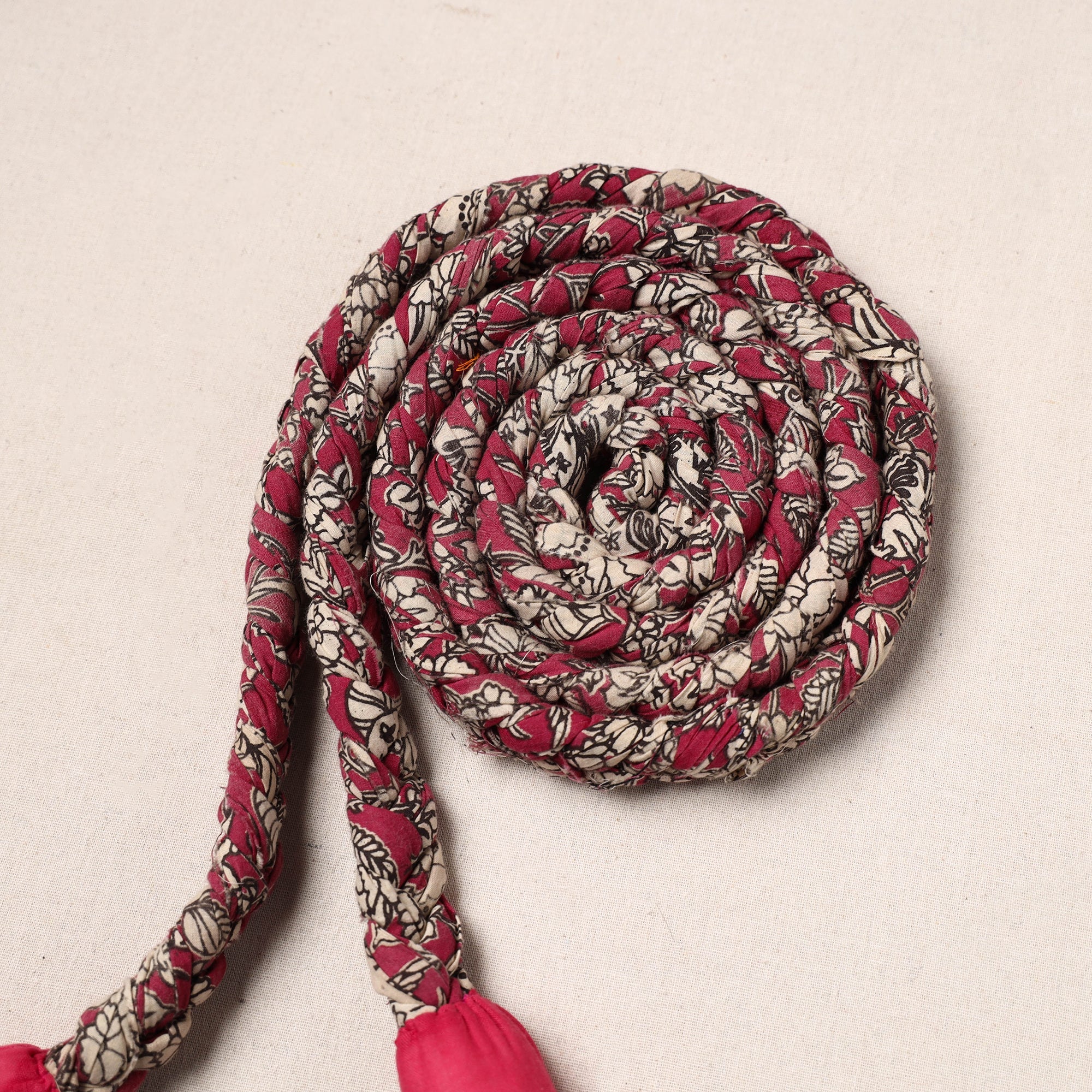 NOORI BAZAR Handmade Upcycled Fabric Skipping Rope 08 - view 2