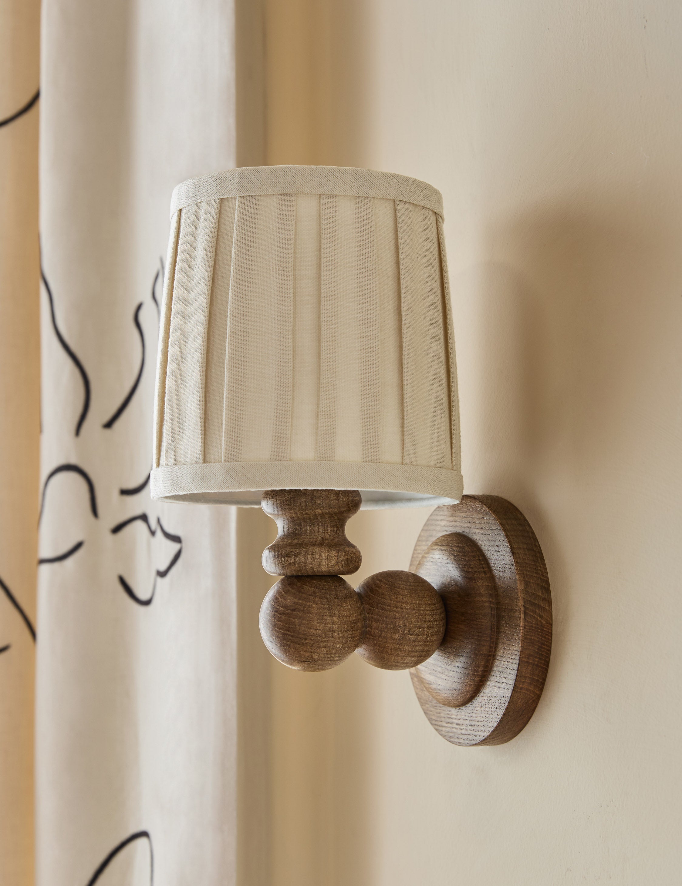 Lulu and Georgia Farington Sconce by Ginny Macdonald - view 4