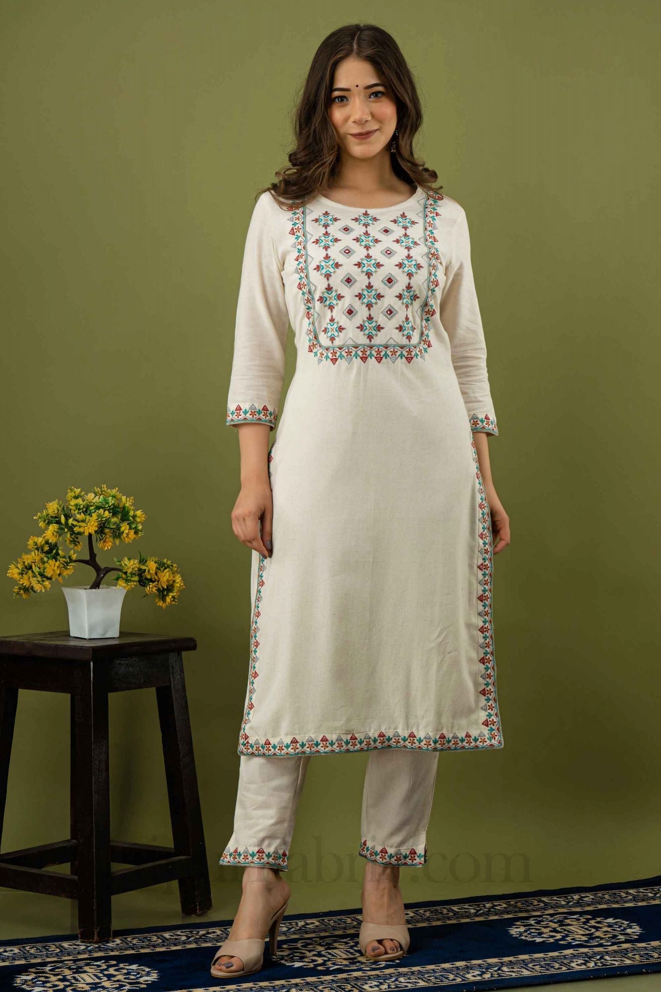 JaipurFabric® Women White Cotton Round Neck Kurti with Pant