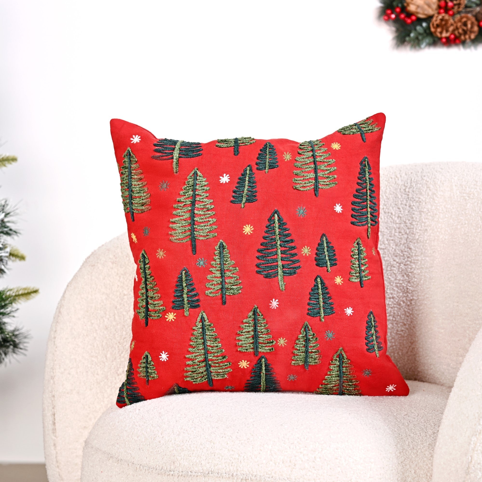 Nestasia Tis The Season Festive Couch Cushion Cover 40x40cm