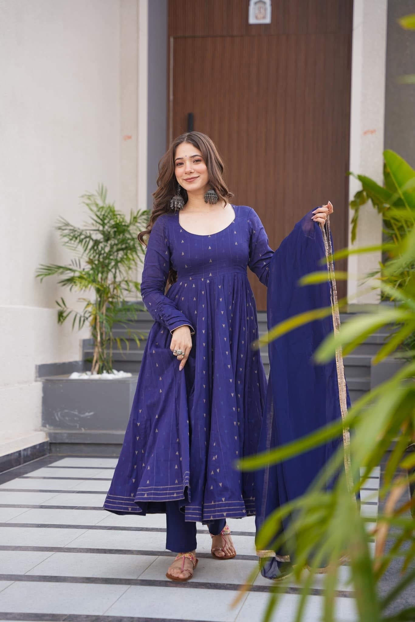 Idaho-o Khushi blue cotton suit set