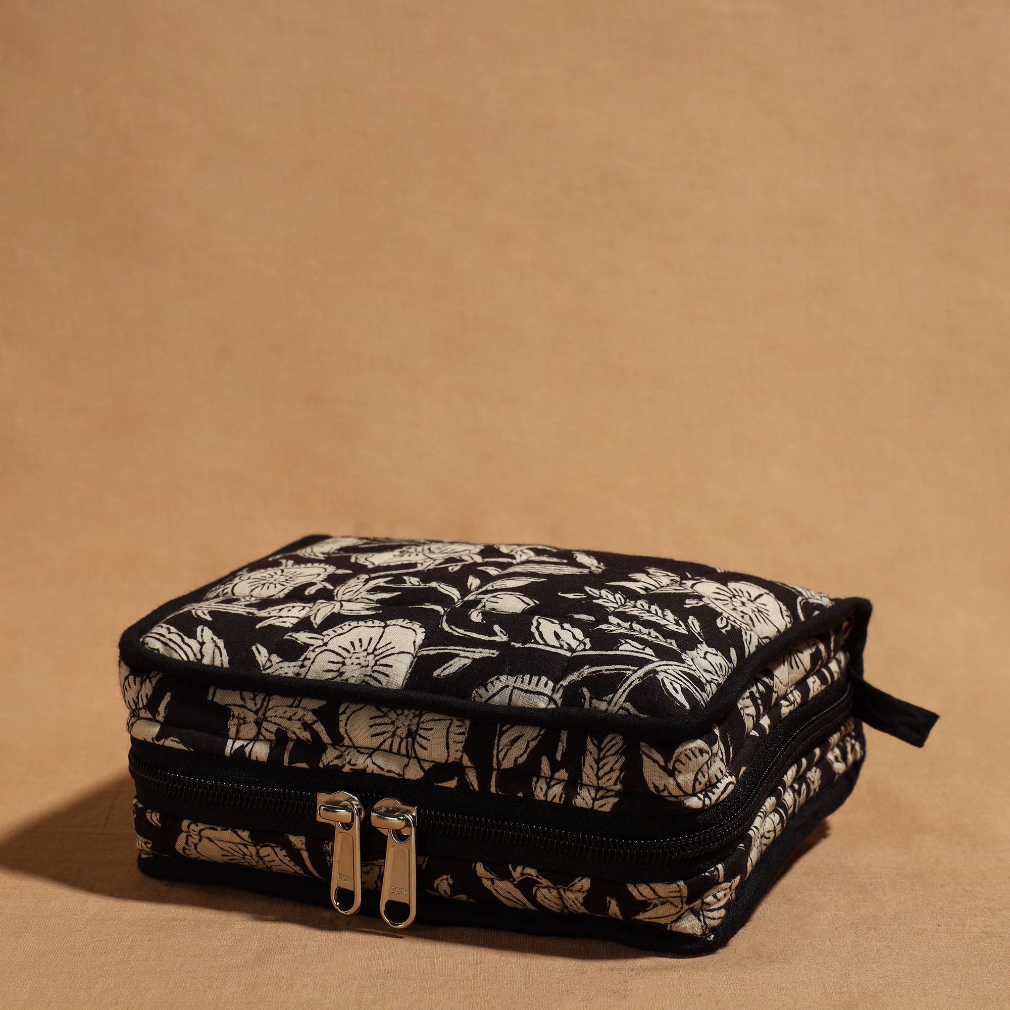 NOORI BAZAR Black - Handmade 4 Pockets Cotton Jewelry Bag 02 - view 2