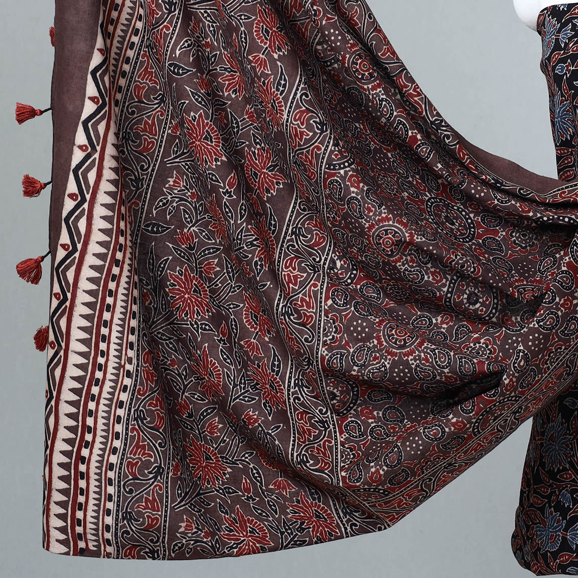 AJRAKH BY JABBAR KHATRI Black - 3pc Ajrakh Block Printed Cotton Suit Material Set - view 4