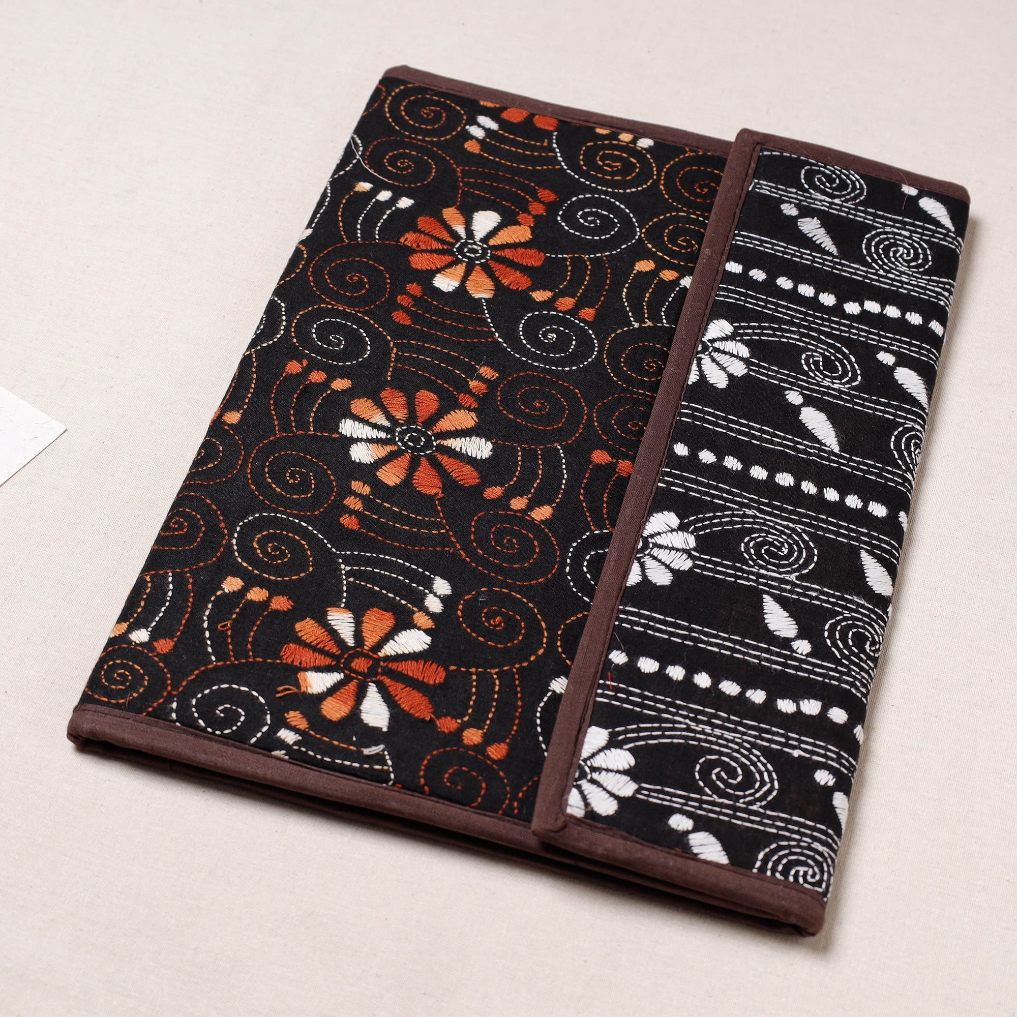 ASALKAAR Bengal Kantha Work Handcrafted File Folder - view 2