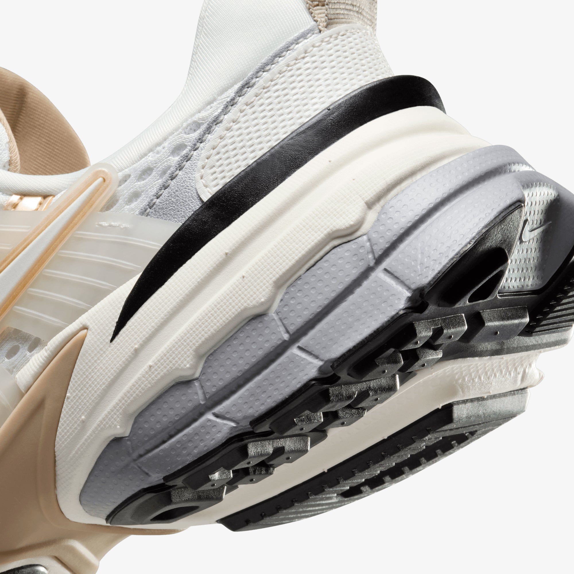 Nike | V2k Run { White/white-khaki-metallic Silver - view 7