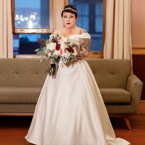 fiftyflowers.com Jewel Tone Winter NYE Wedding