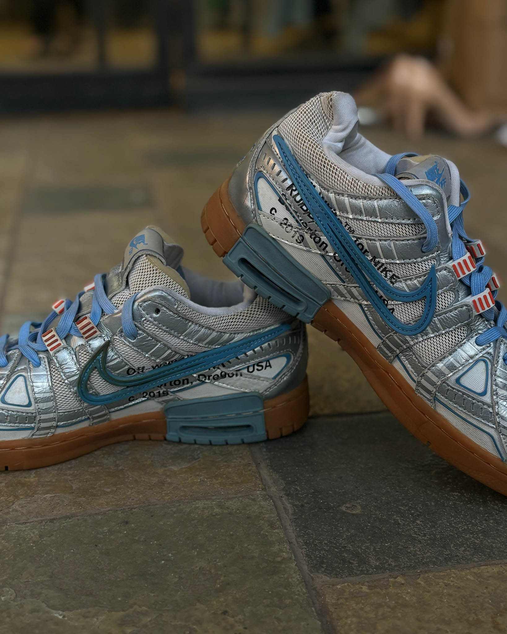 University blue sneakers – Nike X Off-White Air Rubber Dunk "University Blue" Sneakers