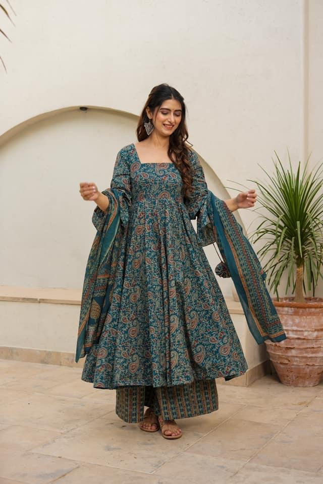 Idaho-o Varushka cotton suit set - view 2