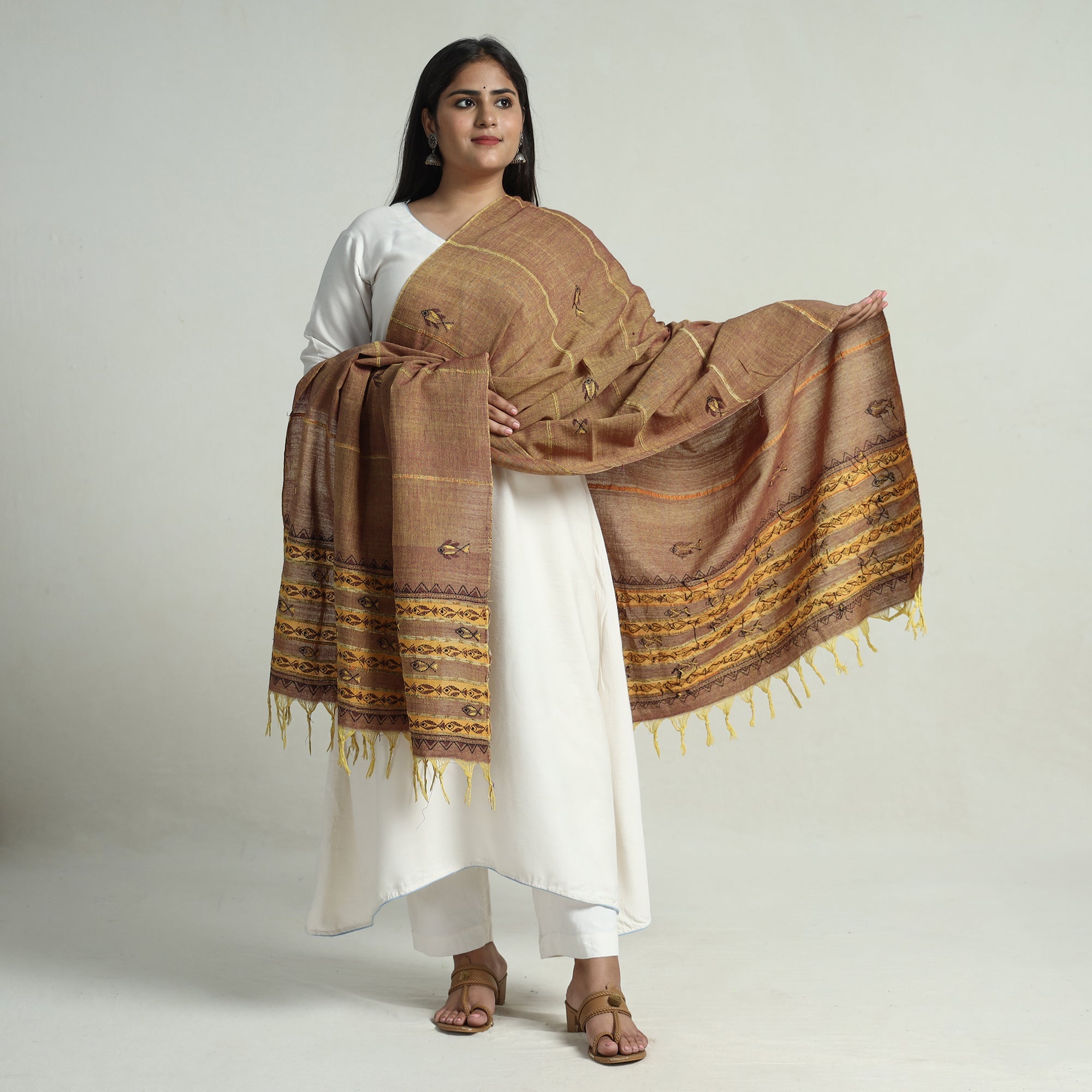 ASALKAAR Brown - Bengal Kantha Embroidery Khes Handwoven Cotton Dupatta with Tassels 135 - view 2