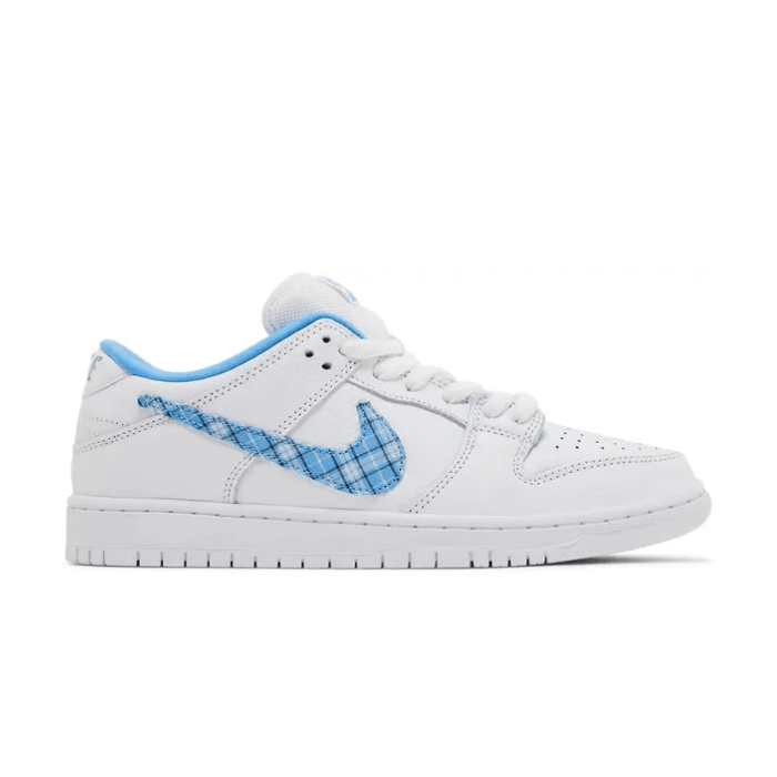 HYPE ELIXIR Nike SB Dunk Low Pro Nicole Hause