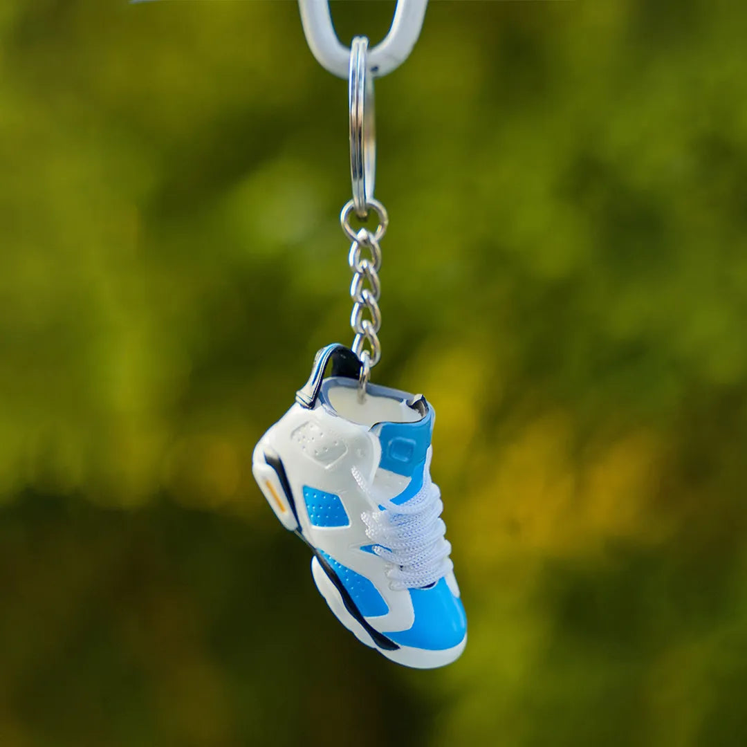 Kicks Machine 3D sneaker keychain AJ6 Unc
