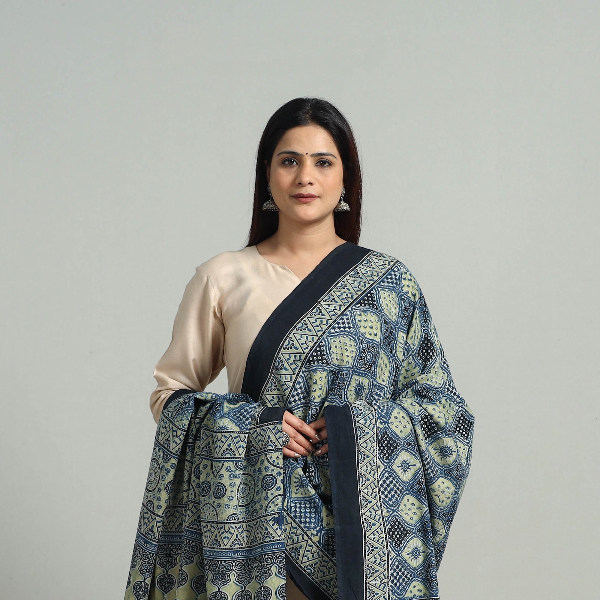 AJRAKH BY SUFIYAN ISMAIL KHATRI Blue - Hand Block Printed Cotton Ajrakh Dupatta 02 - view 3