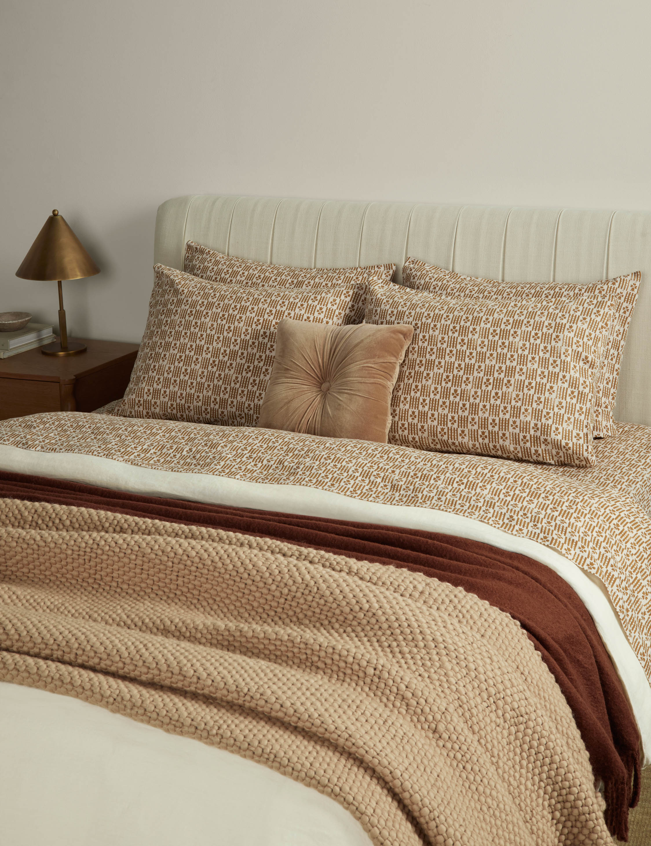 Lulu and Georgia Hedra Linen Cotton Pillowcase Set - view 2