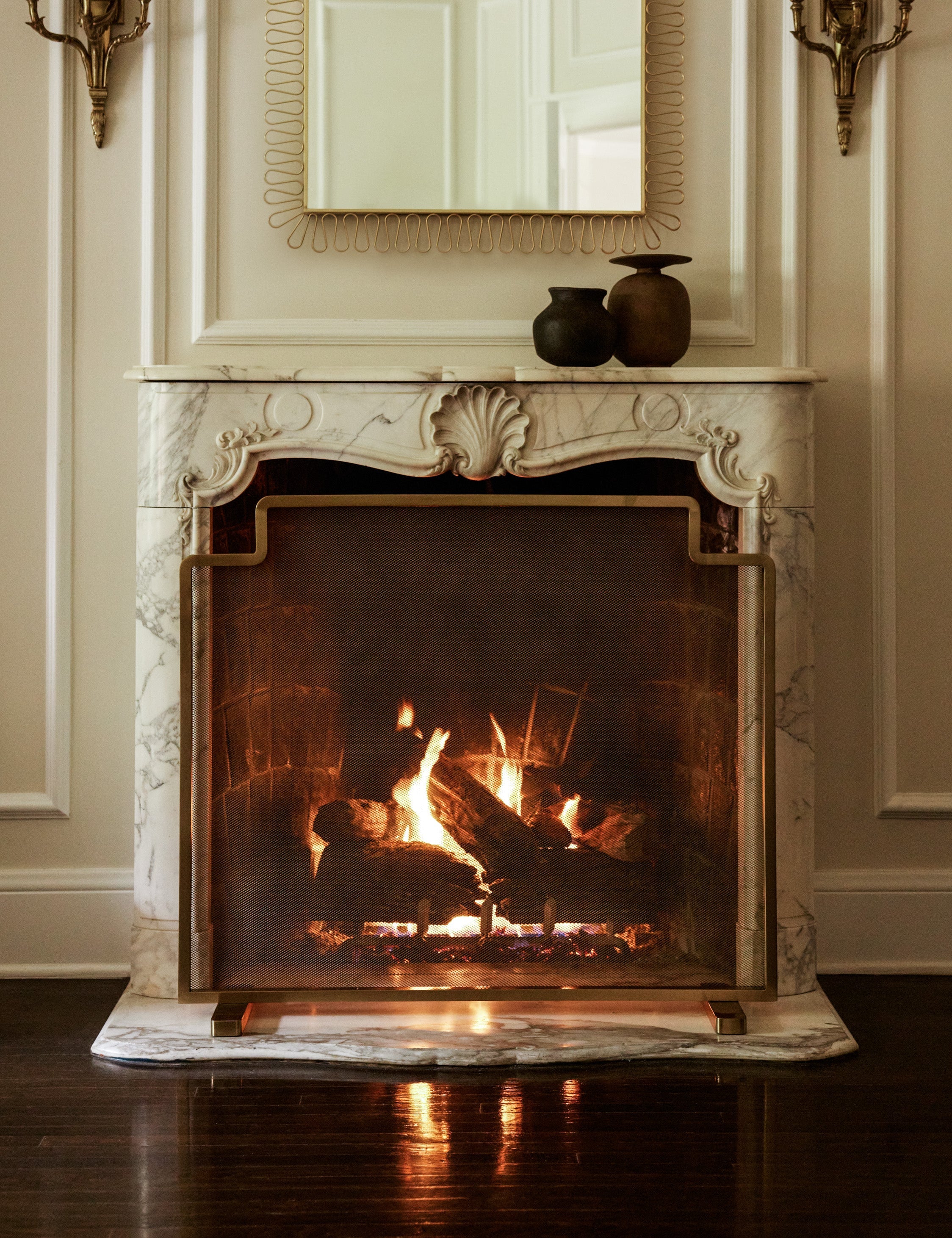 Lulu and Georgia Langham Fireplace Screen – Gold - view 2