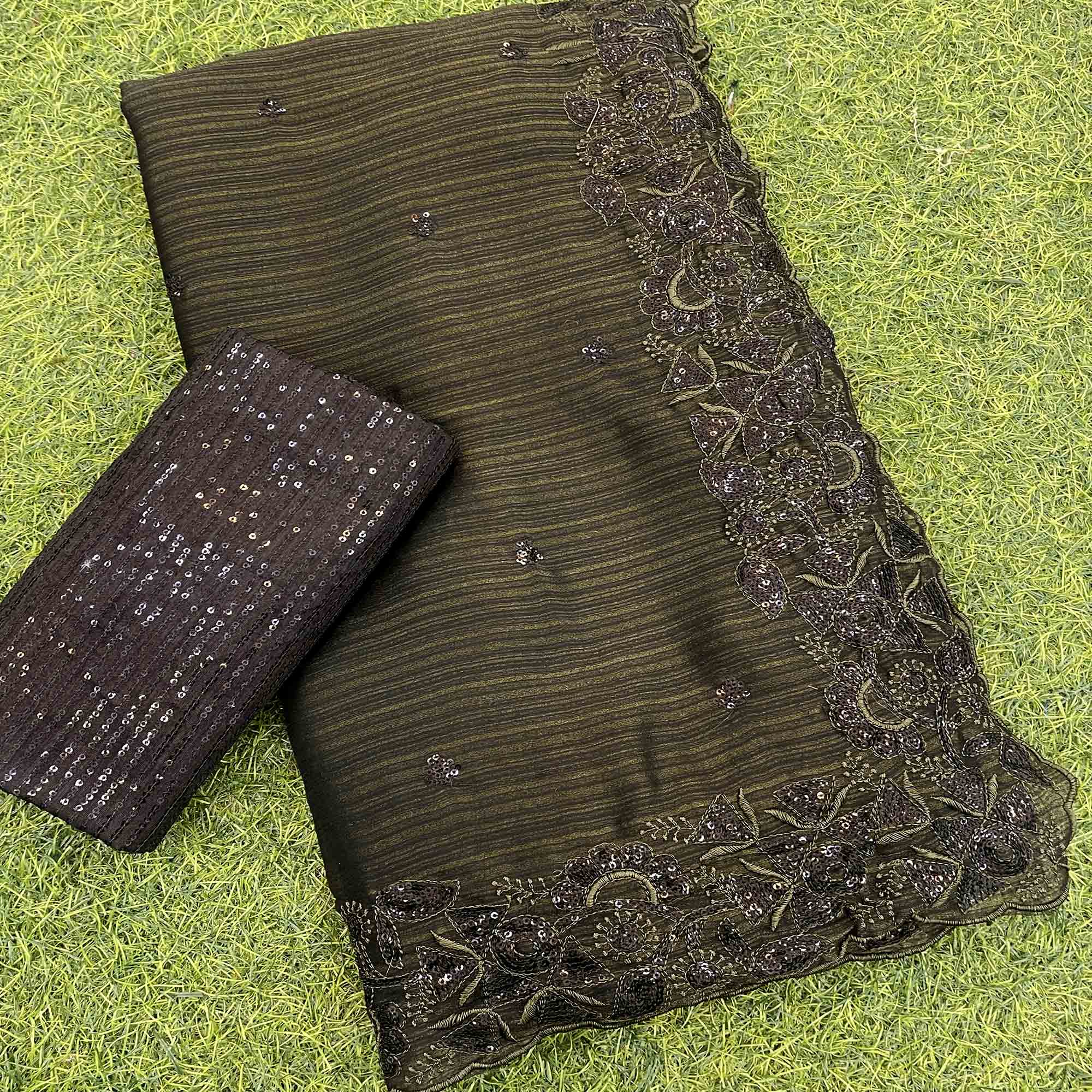 Peachmode Dark Mehandi Green Sequins Embroidered Chiffon Saree