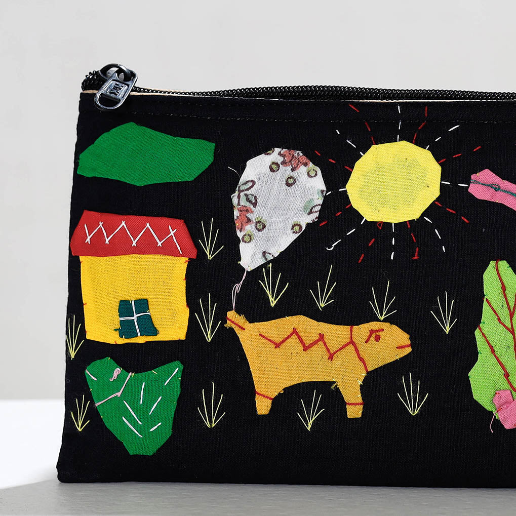 ASHOKA ASSEMBLE - CELEBRATING CRAFTS OF ODISHA Black - Pipli Applique Work Cotton Cosmetic Pouch - view 2