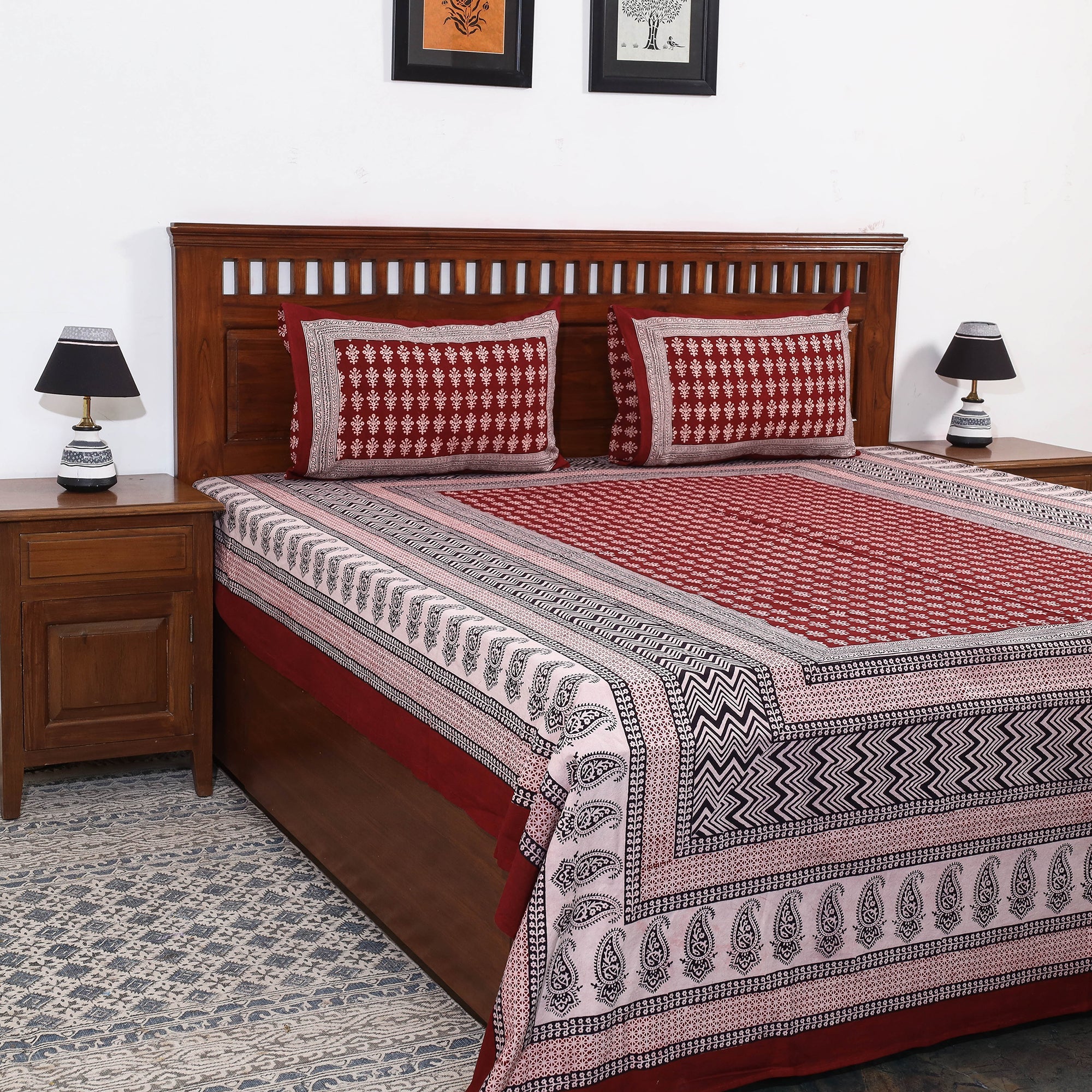 BAGH PRINTS BY ANSHAR FARUKH KHATRI Bagh Block Printed Cotton Double Bed Cover with Pillow Covers (112 x 92 in)