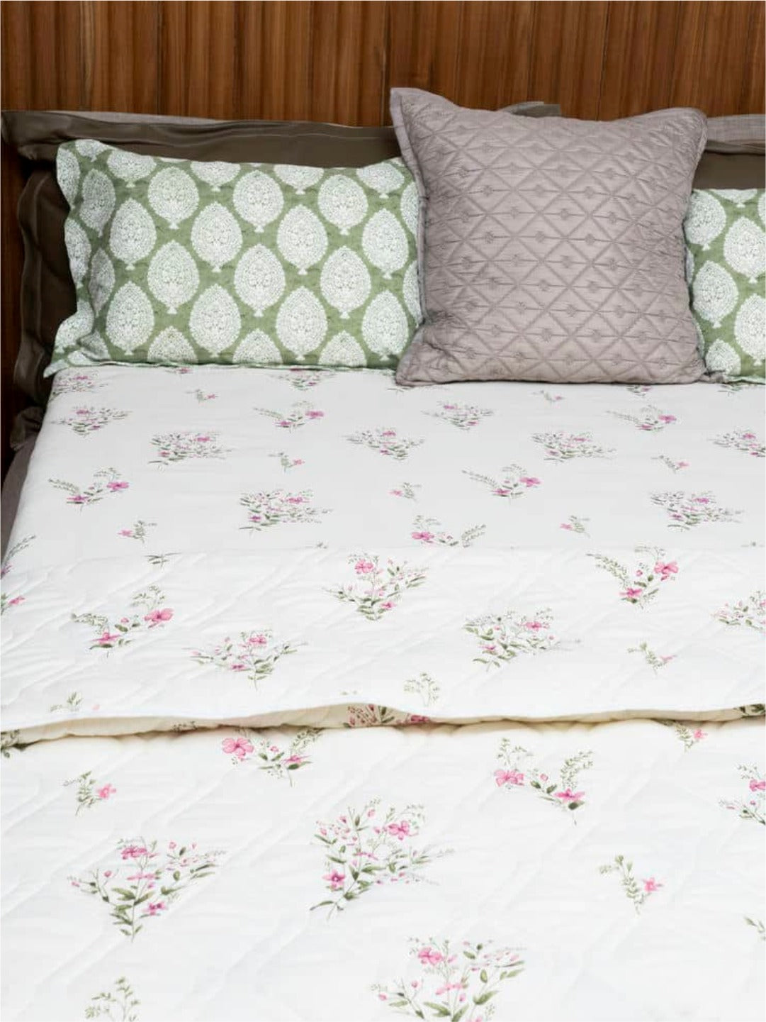 Urban Space -Home Furnishing Store Cotton Bedsheet + AC Blanket Combo Pack - (Combo 13 - Valley Pink + Amsterdam Valley Pink)