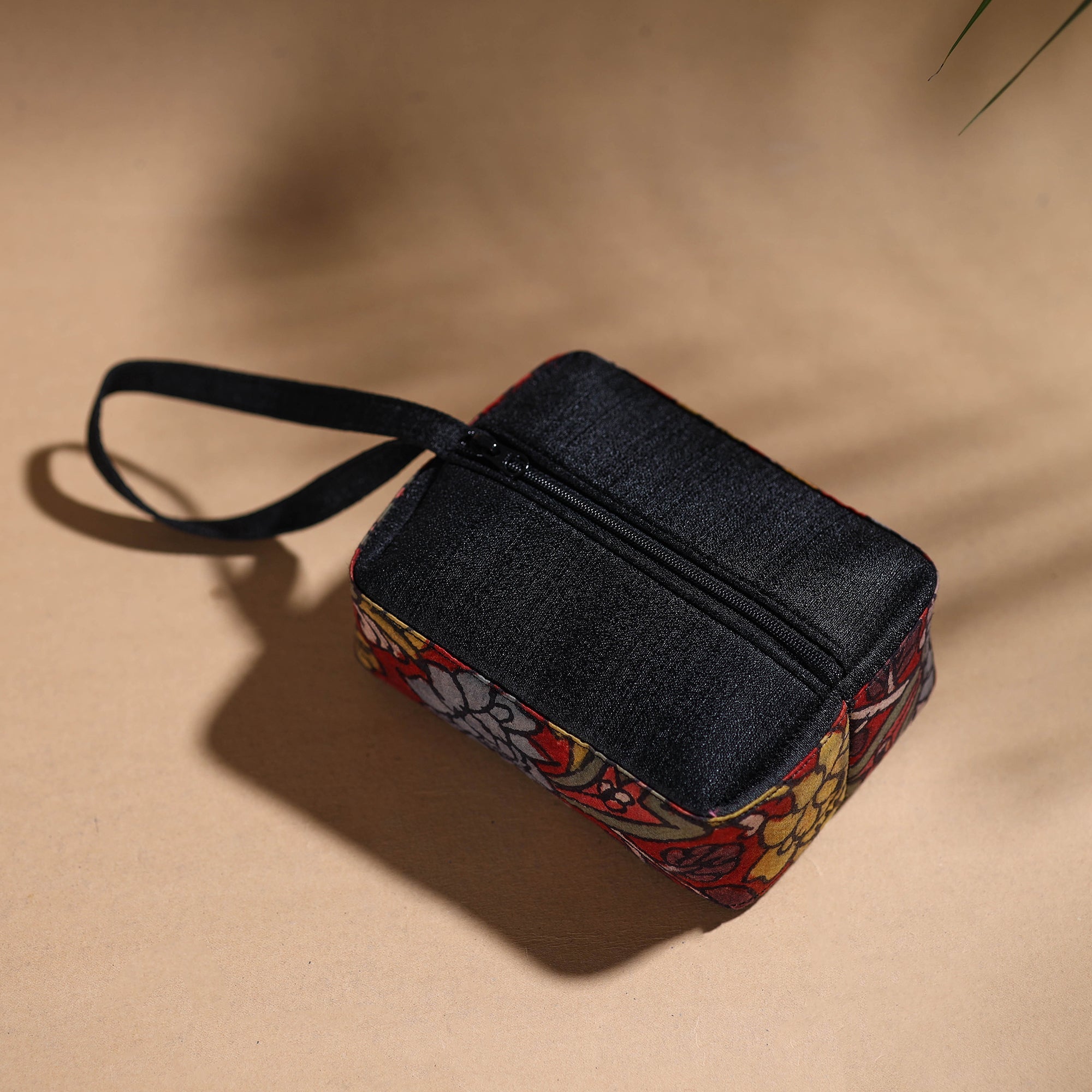 DWARAKA PLUS Black - Handpainted Kalamkari Multipurpose Cosmetic/Toiletry Bag 42 - view 2
