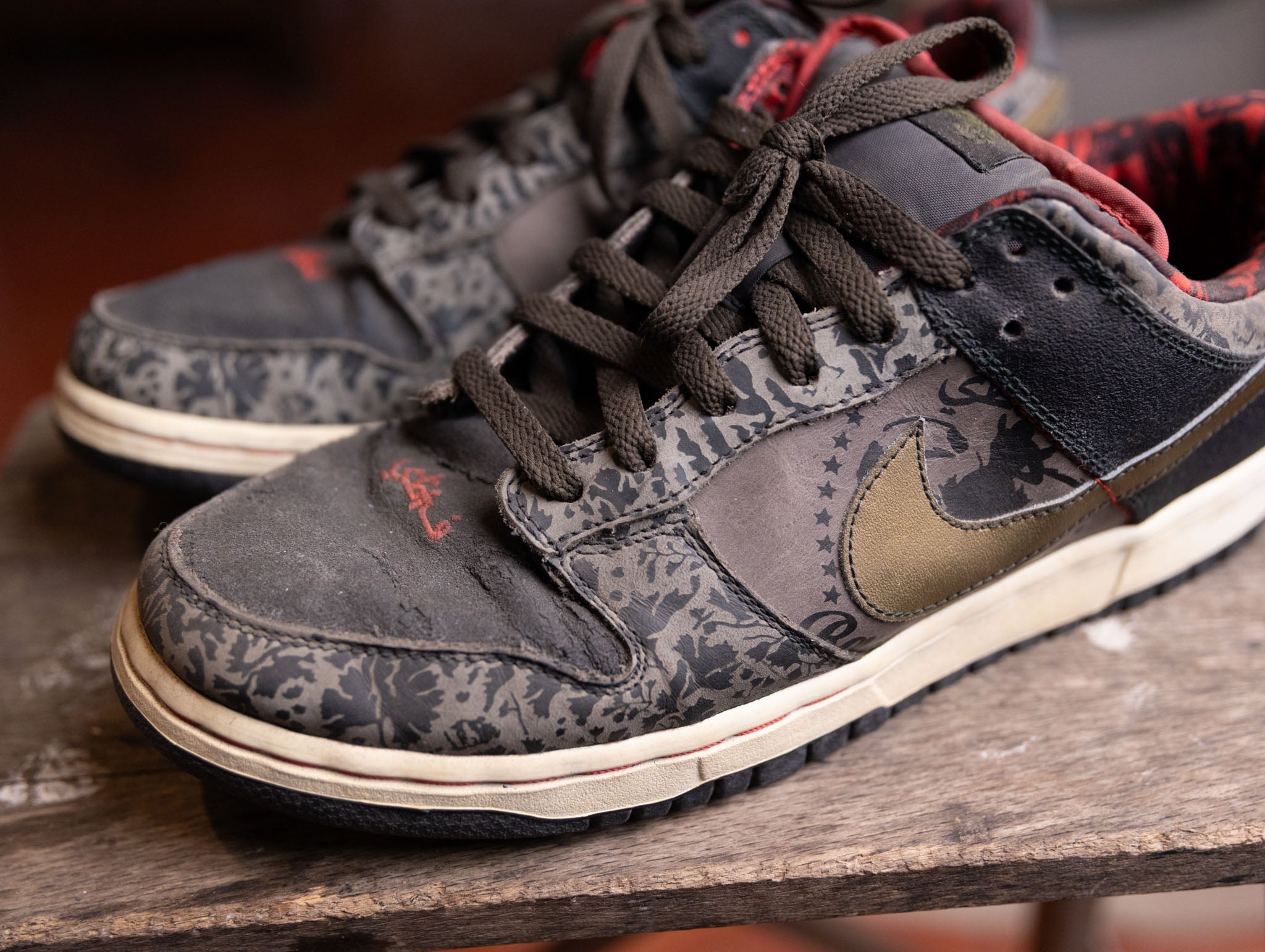 Nike SB Dunk Low PRM SBTG Sabotage - view 2