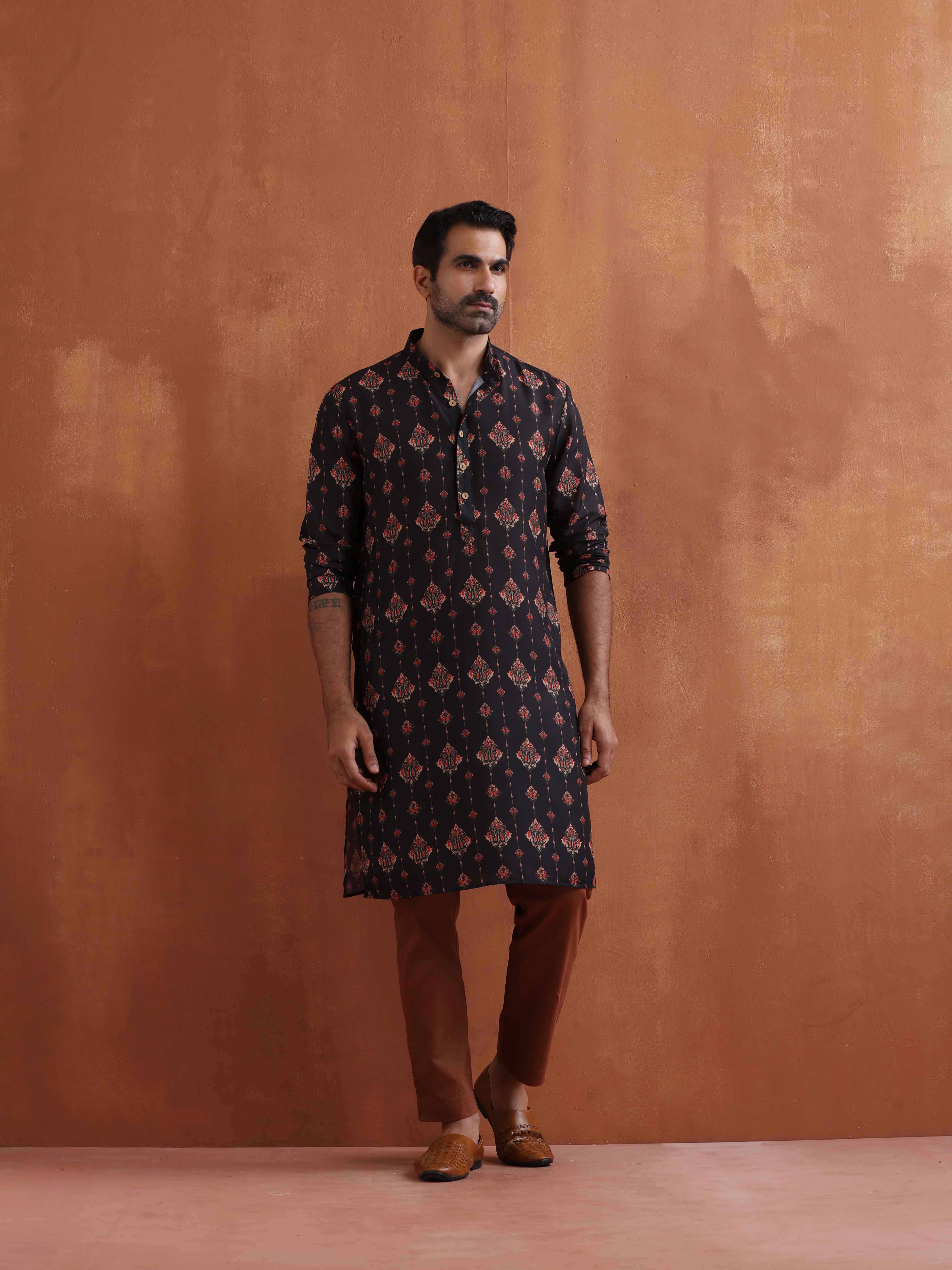 trueBrowns Men's Black Printed Kurta - view 2