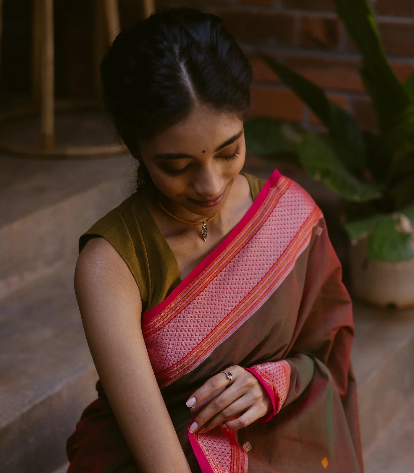 RmKV Brown Handloom Kanchi Cotton Saree With Diamond Motifs - view 2