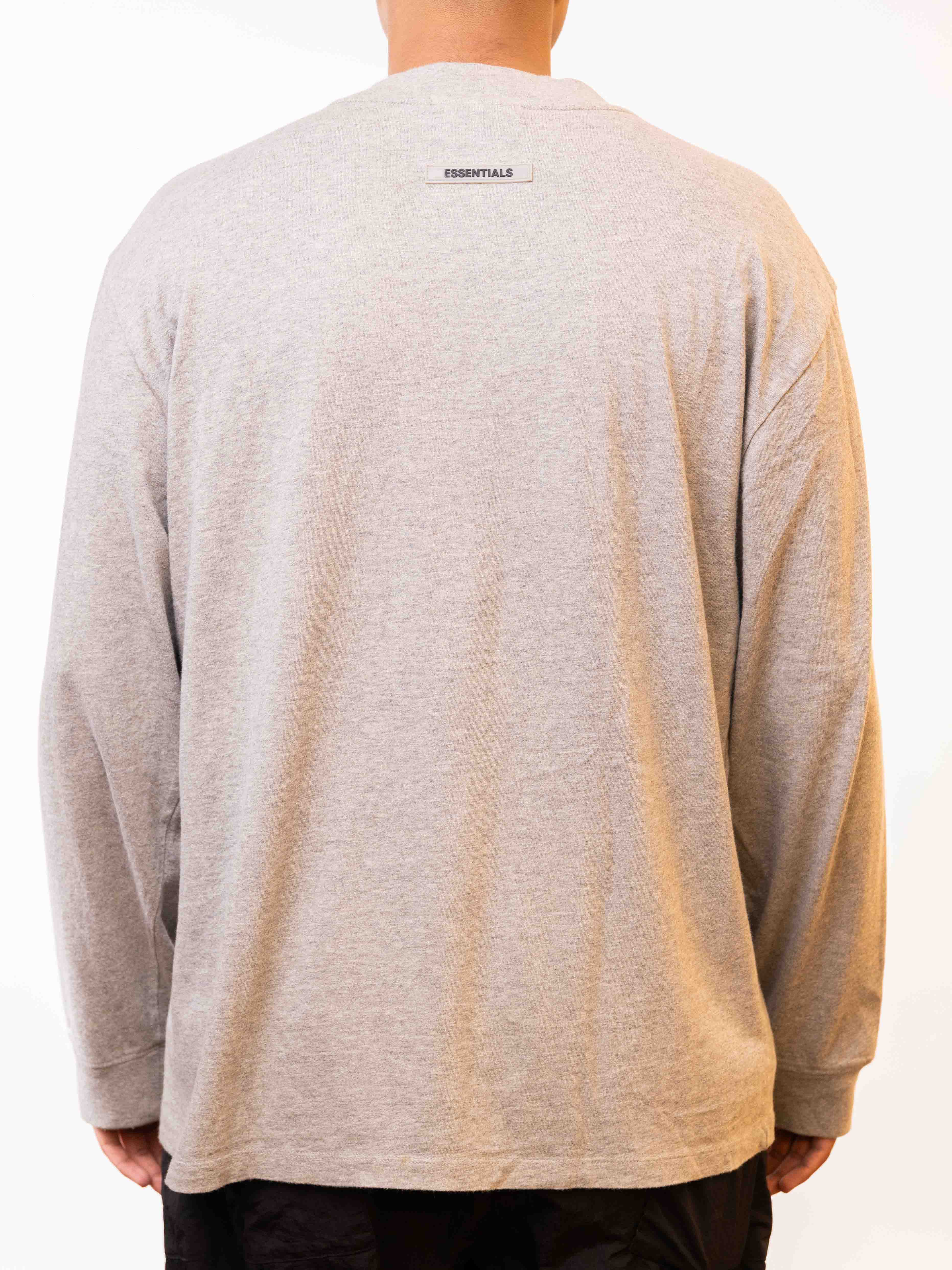 Fear Of God Essentials Boxy Long Sleeve T-Shirt Grey - view 4