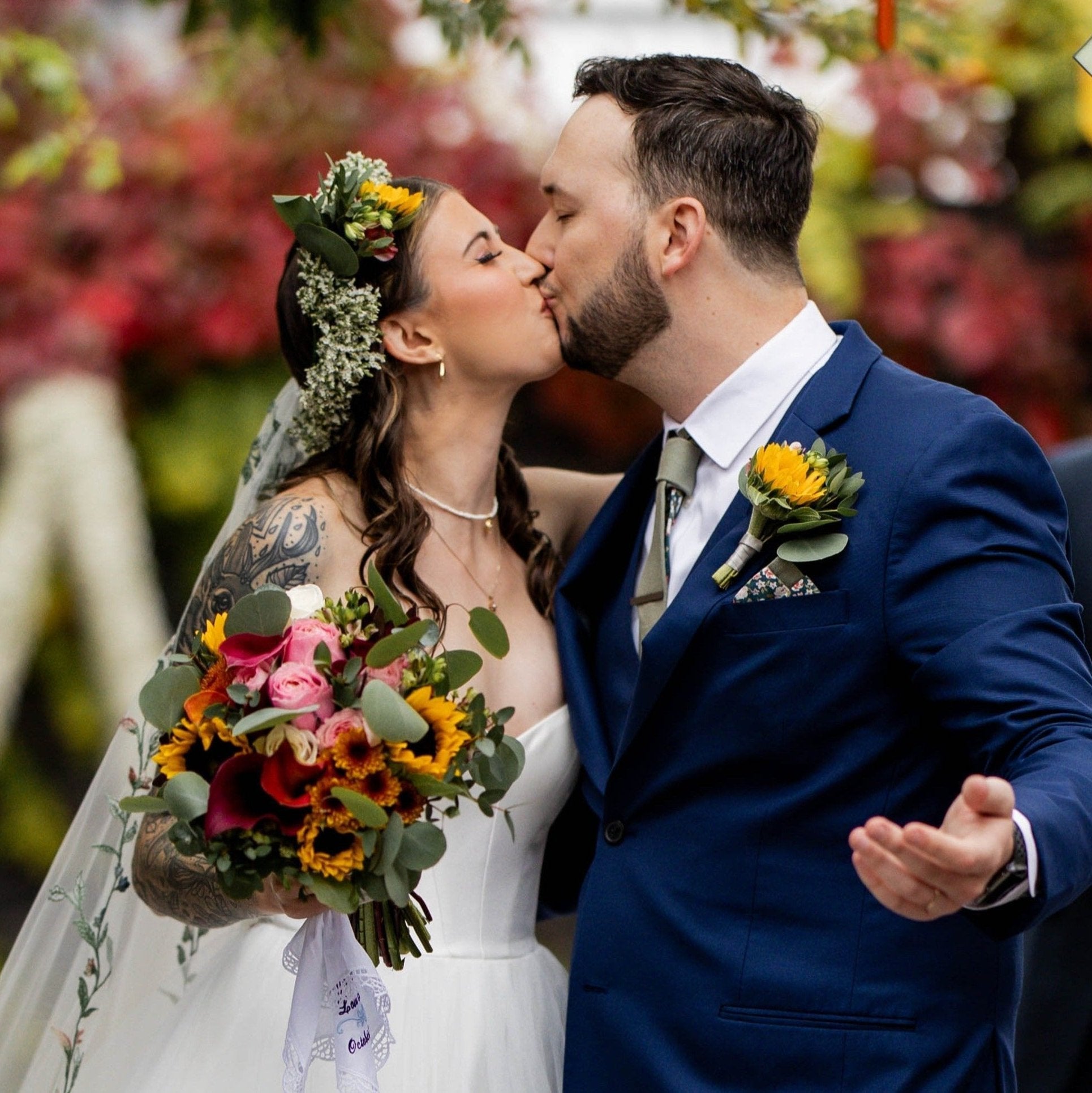 fiftyflowers.com Radiant Fall Wedding - view 2
