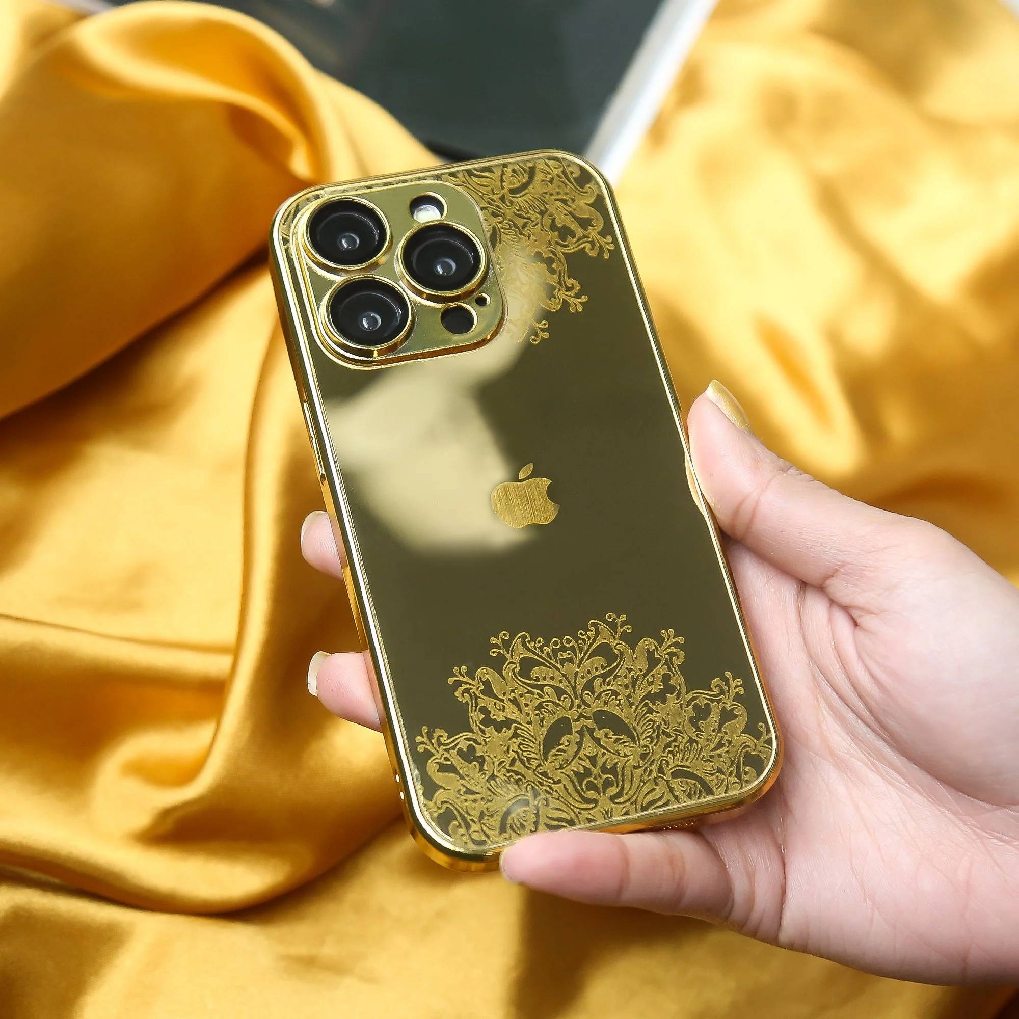 Million Cases Refined Gold Luxurious Logo Case - iPhone