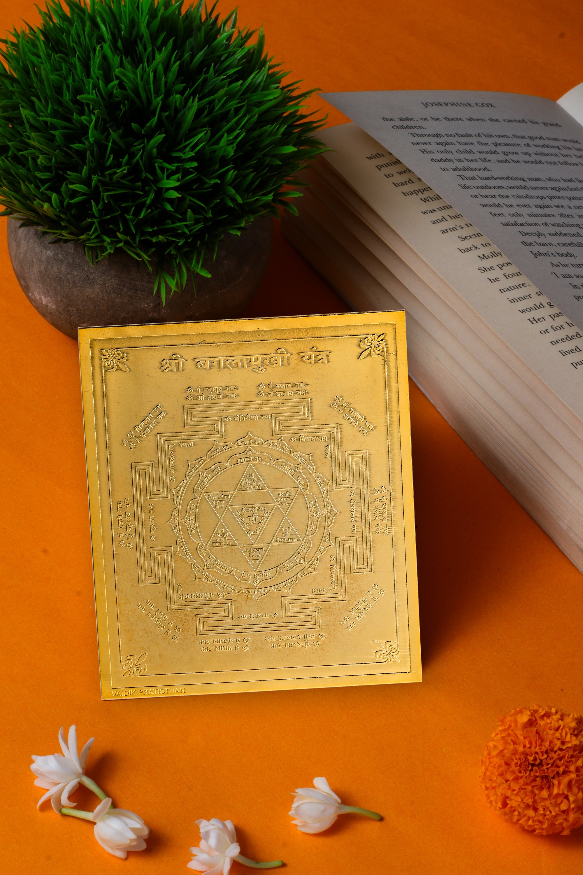 Baglamukhi yantra tamrapatra – Studio Vaidik Baglamukhi Yantra (Tamrapatra, gold plated, heavy quality)