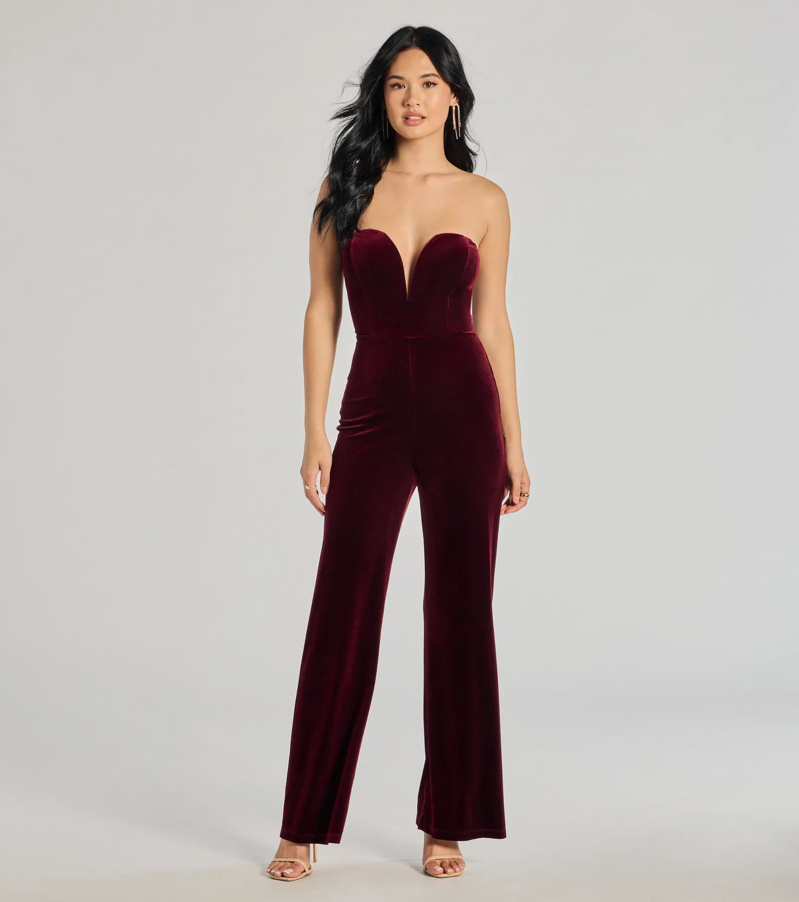 Windsor The Glam Factor Sleeveless Velvet Jumpsuit
