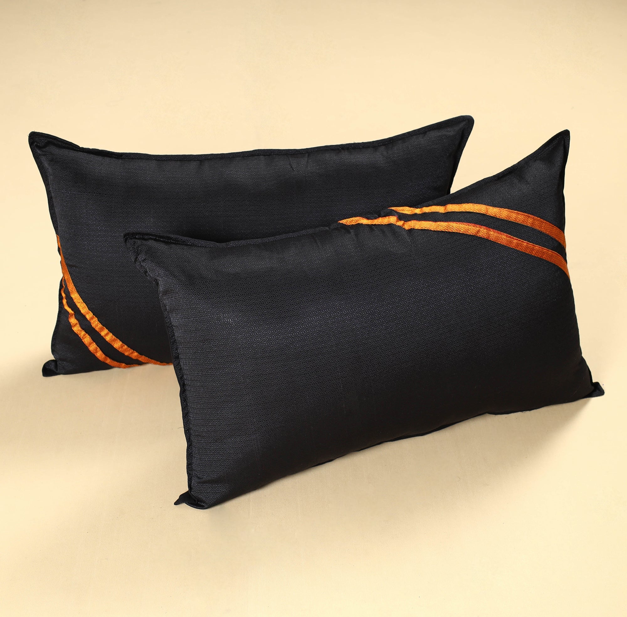 NOORI BAZAR Black - Khun Weave Cotton Pillow Covers (Set of 2)