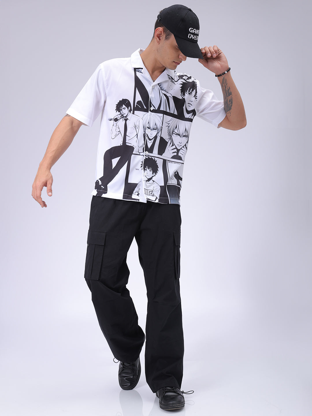 The Indian Garage Co Men's Black Oversized Fit Graphic Shirt - view 2