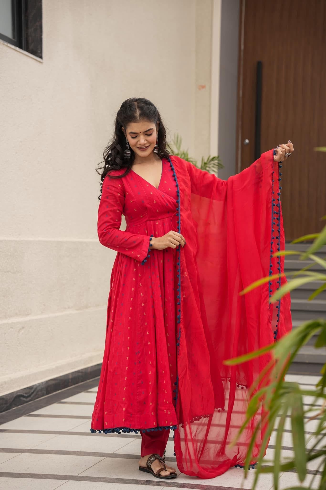 Idaho-o Inferno red angrakha suit set