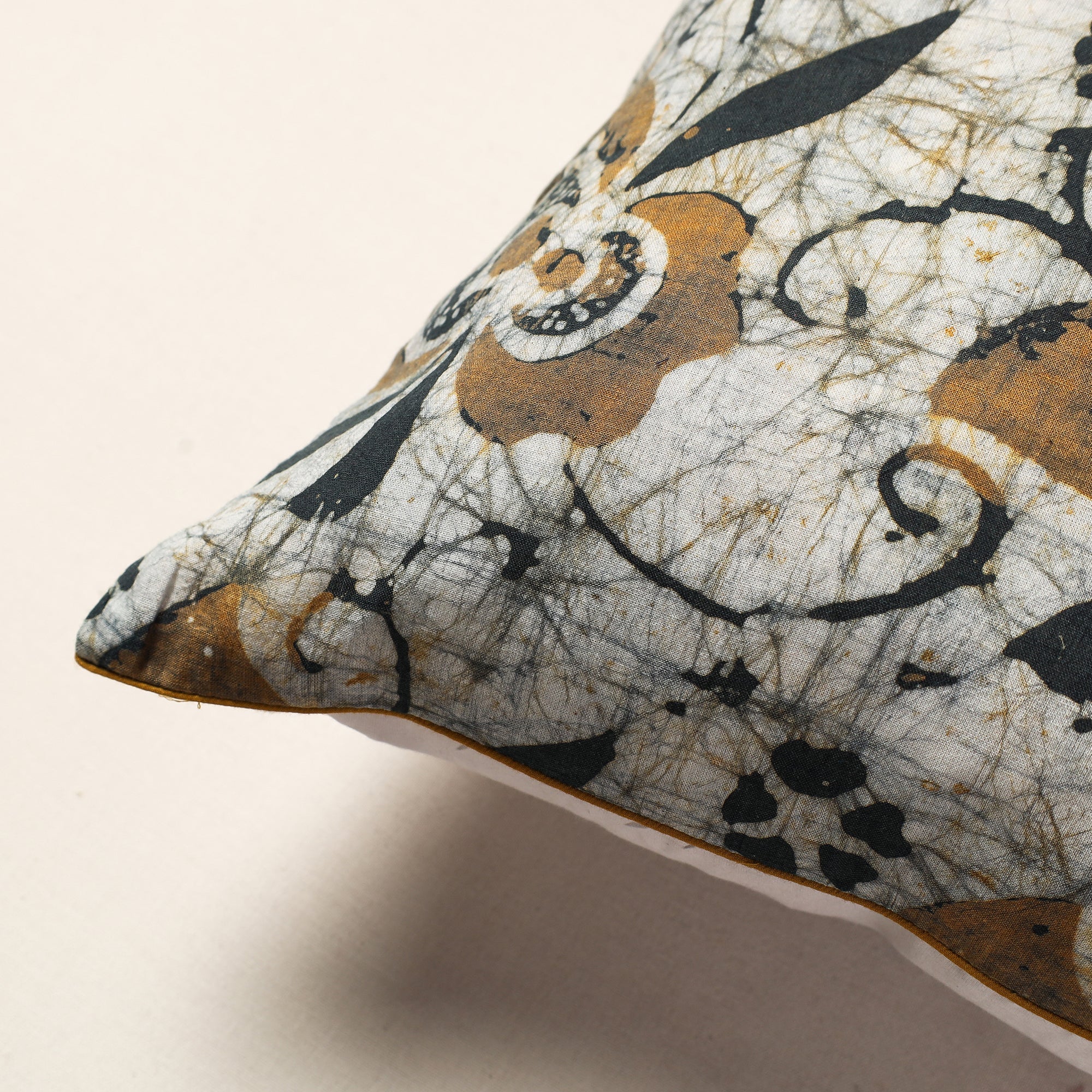 NOORI BAZAR Brown - Pure Cotton Hand Batik Cushion Cover (18 x 18 in) - view 2