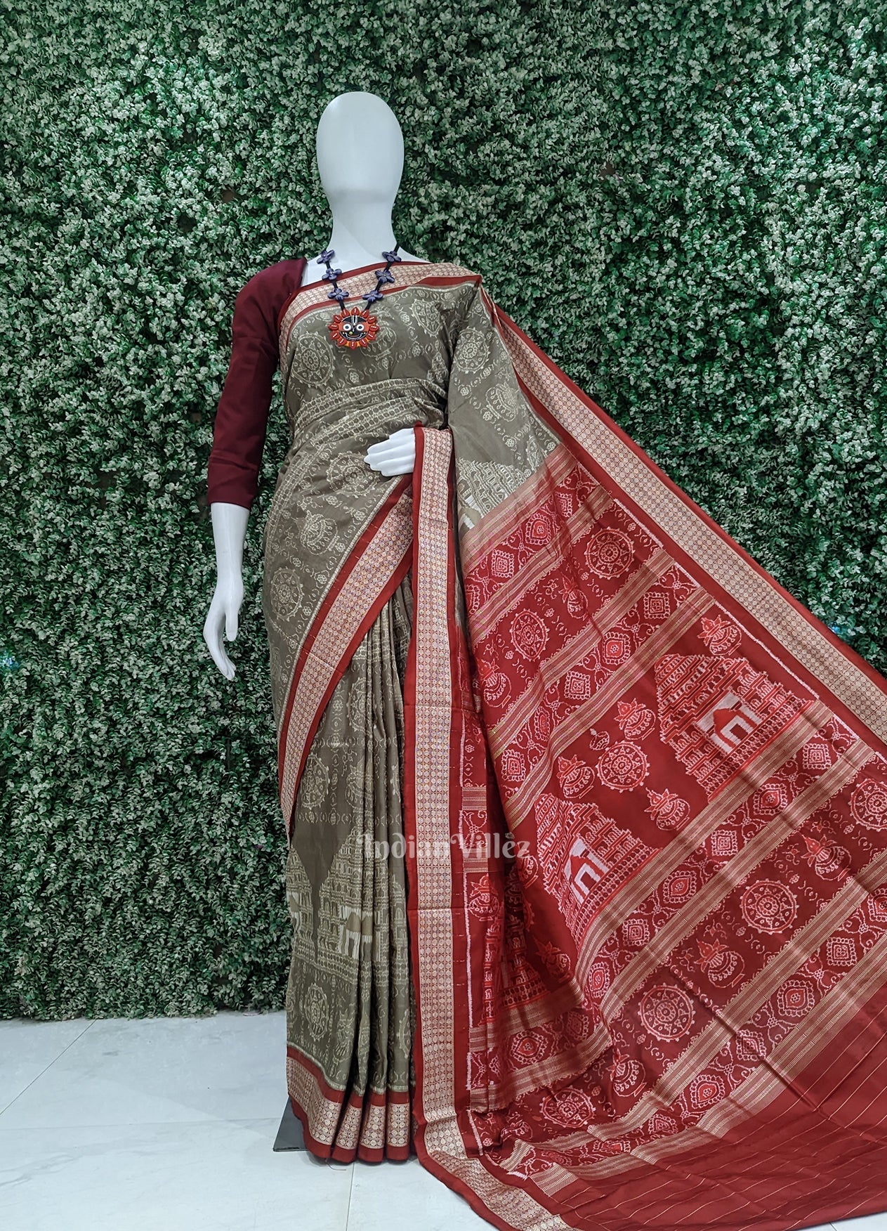 IndianVillèz Beige Cream Red Konark Theme Odisha Ikat Sambalpuri Silk Saree
