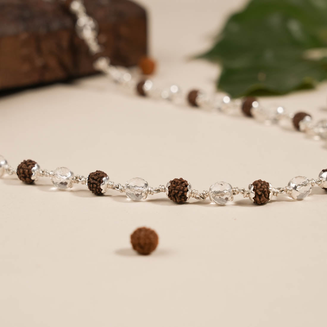 Prinjal Jewellers Rudraksha With Sphatik Diamond Cut Beads Silver Mala
