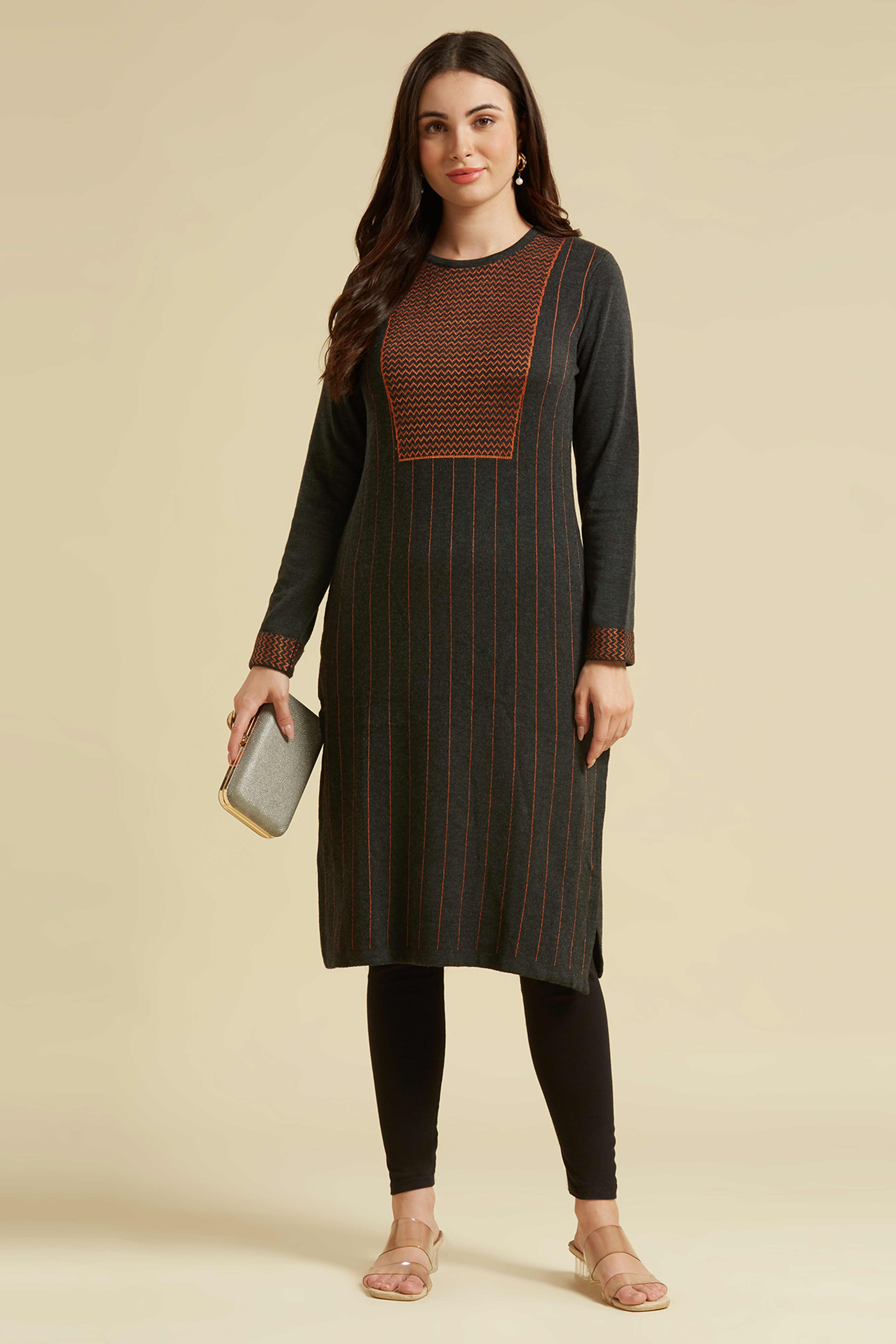 Peachmode Grey Woolen Straight Kurti – Women's