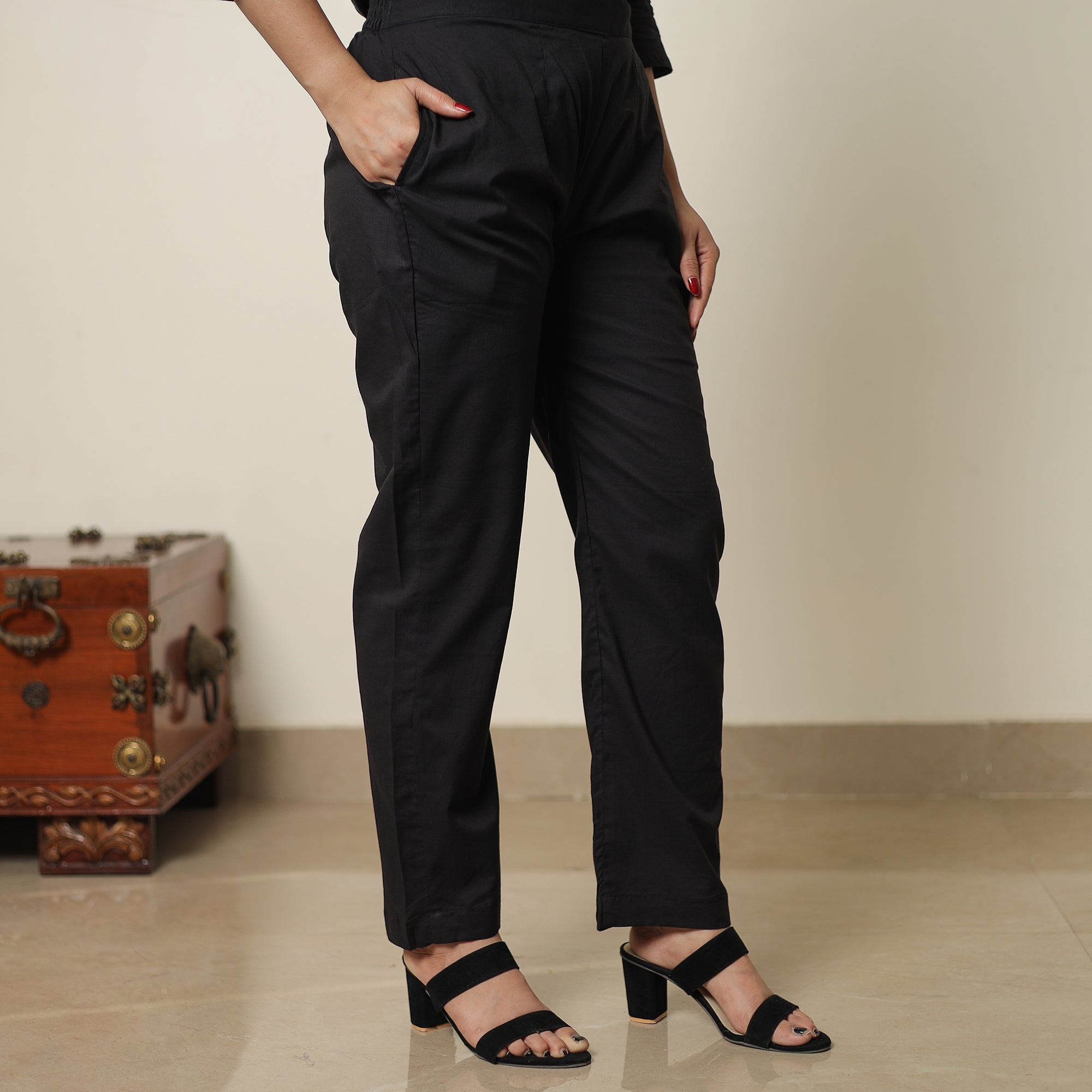 ITOKRI CASUALS Black - Plain Dyed Cotton Co-Ord Set 05 - view 6