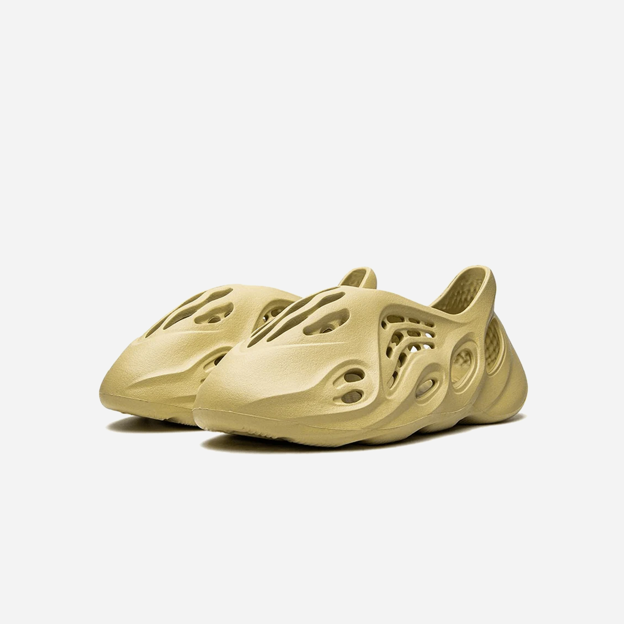 Adidas Yeezy Foam RNR Sulfur - view 2
